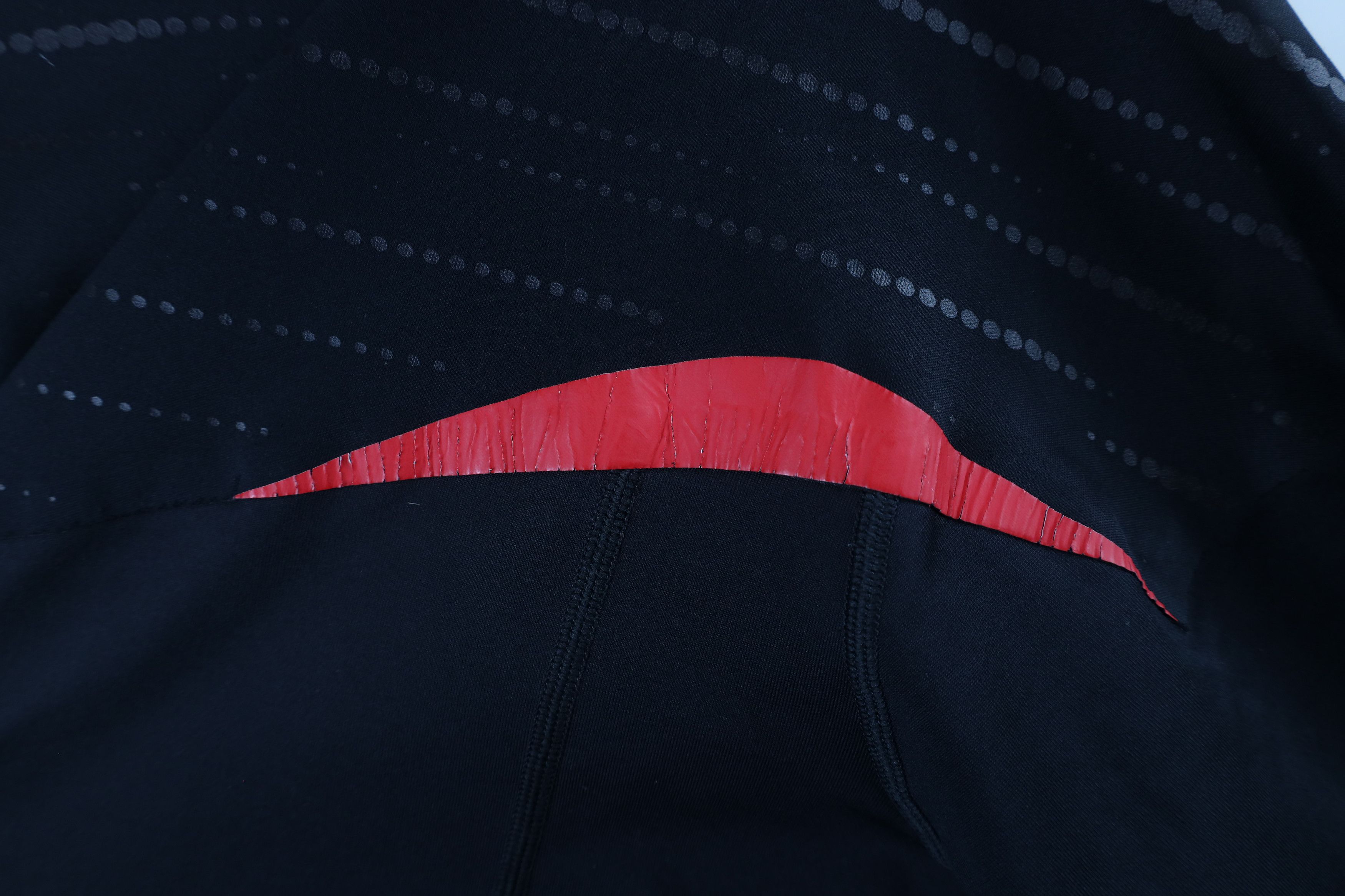 Nike × Vintage Nike Tigers Woods Mini Swoosh Half Zip Pullover Top Jacket Size US L / EU 52-54 / 3 - 11 Thumbnail