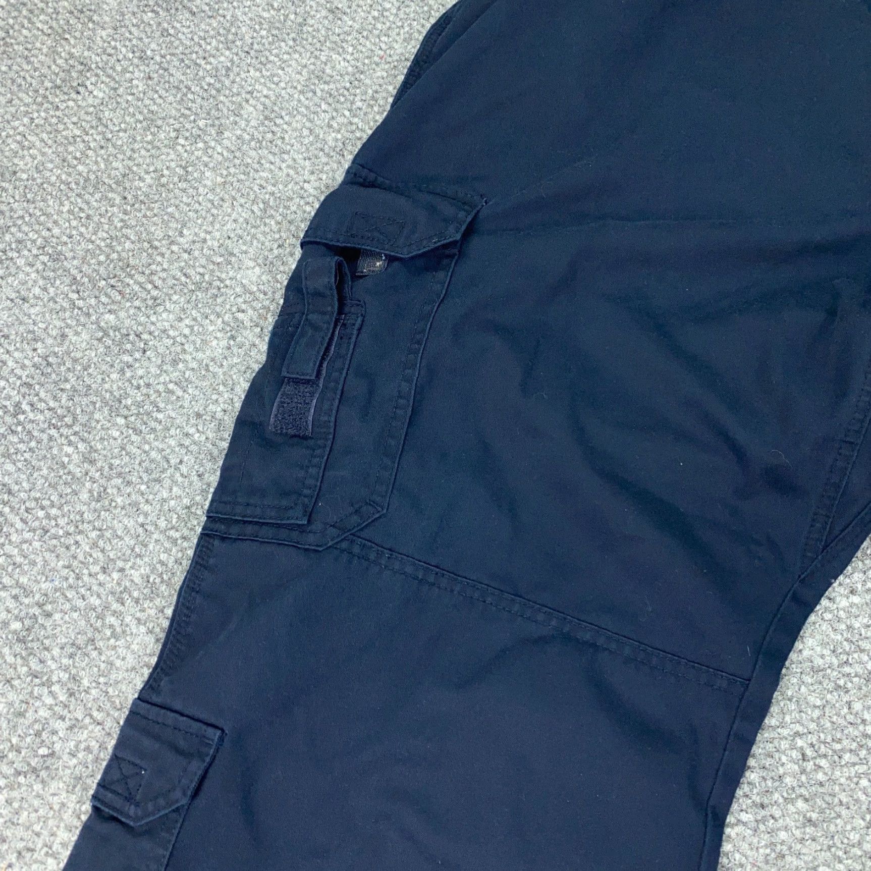Vintage 5.11 Tactical Pants Mens Cargo Casual Workwear Canvas Blue 32x28 Inseam 28 Zip Front Flat Front Relaxed Regular Style 74310 Size US 32 / EU 48 - 3 Thumbnail