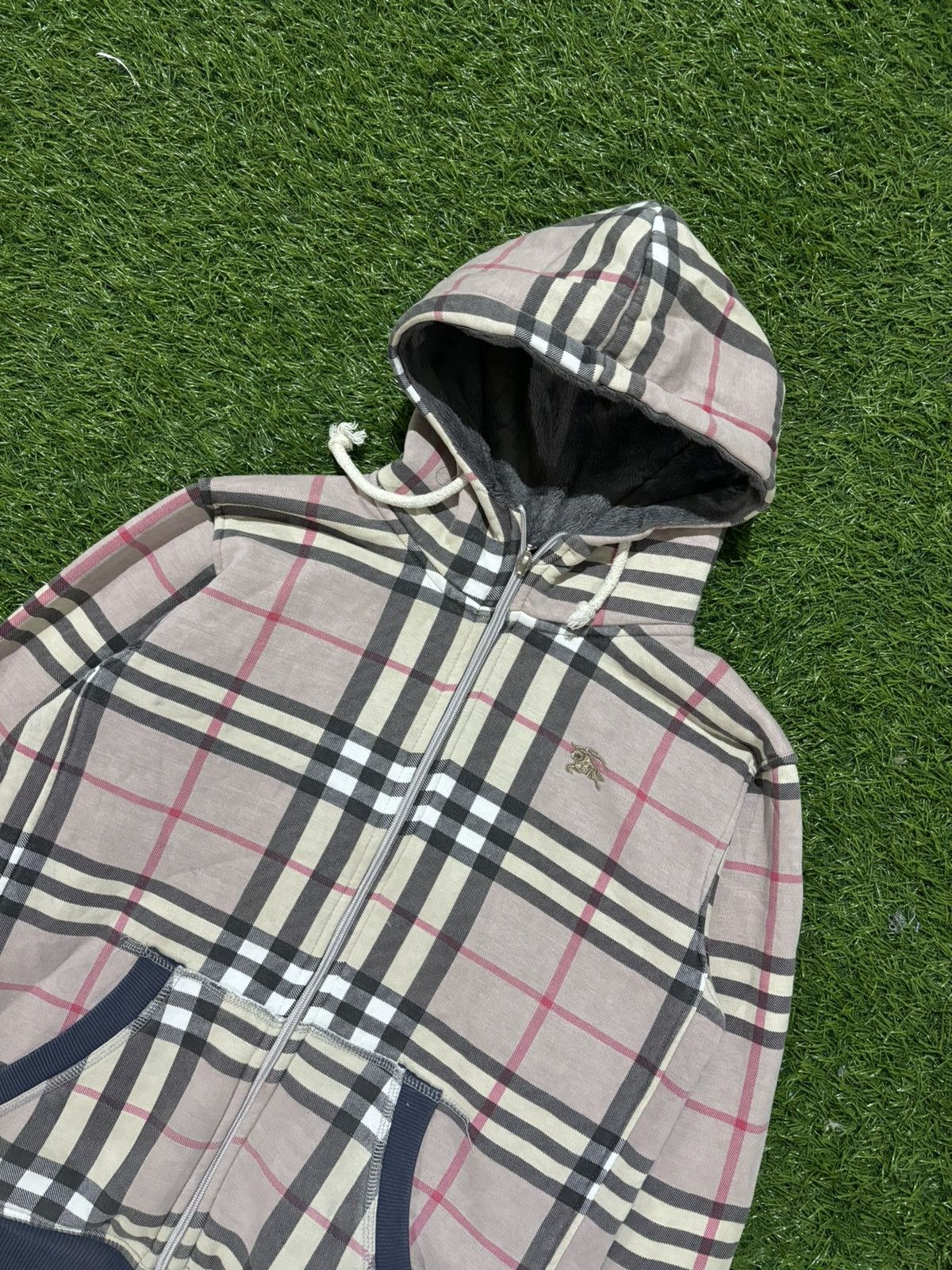 Vintage Burberry sweatshirt Vintage Embroidery Size M / US 6-8 / IT 42-44 - 2 Thumbnail