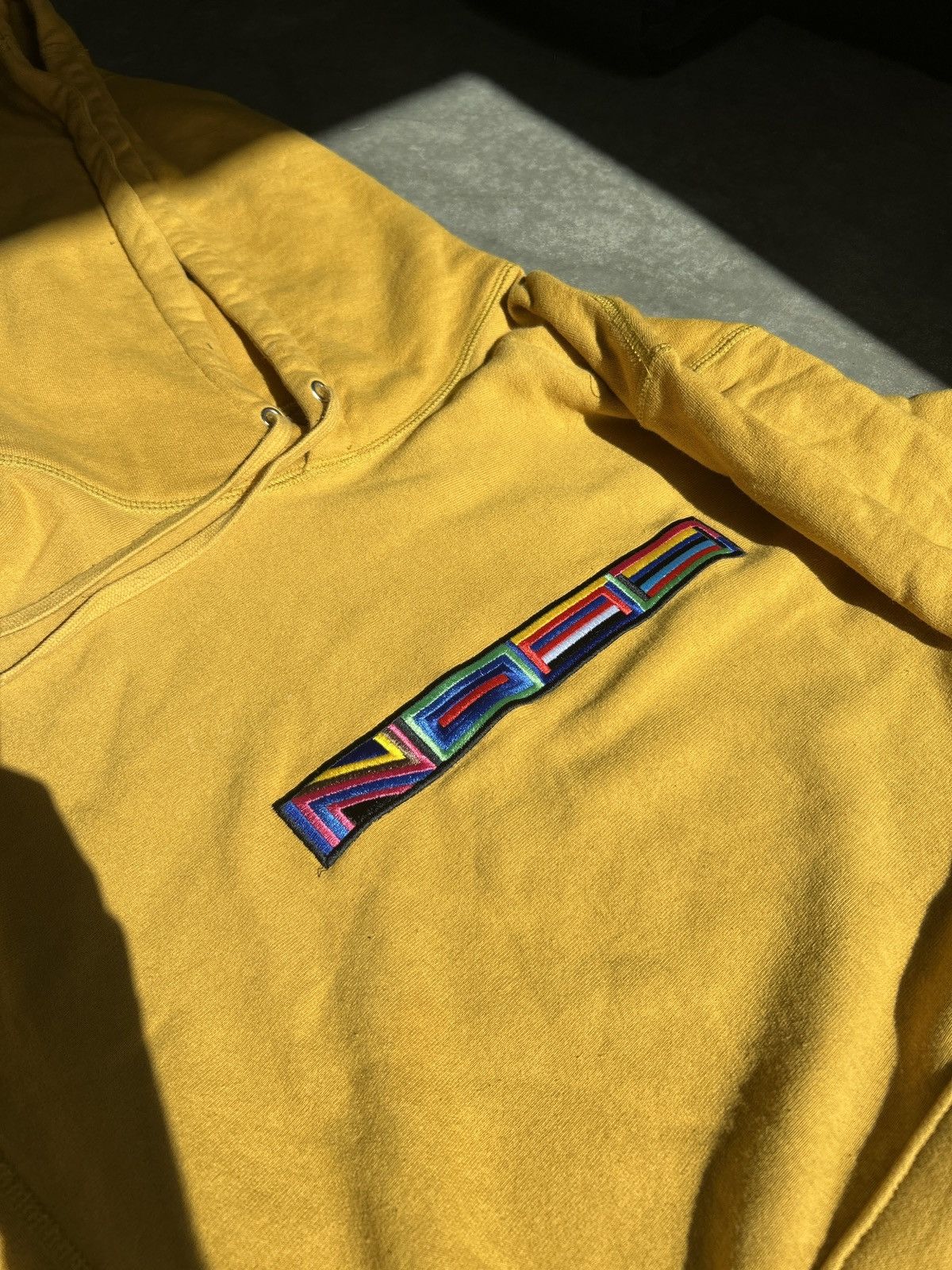 Noah L Noah yellow embroidered hoodie Size US L / EU 52-54 / 3 - 2 Thumbnail