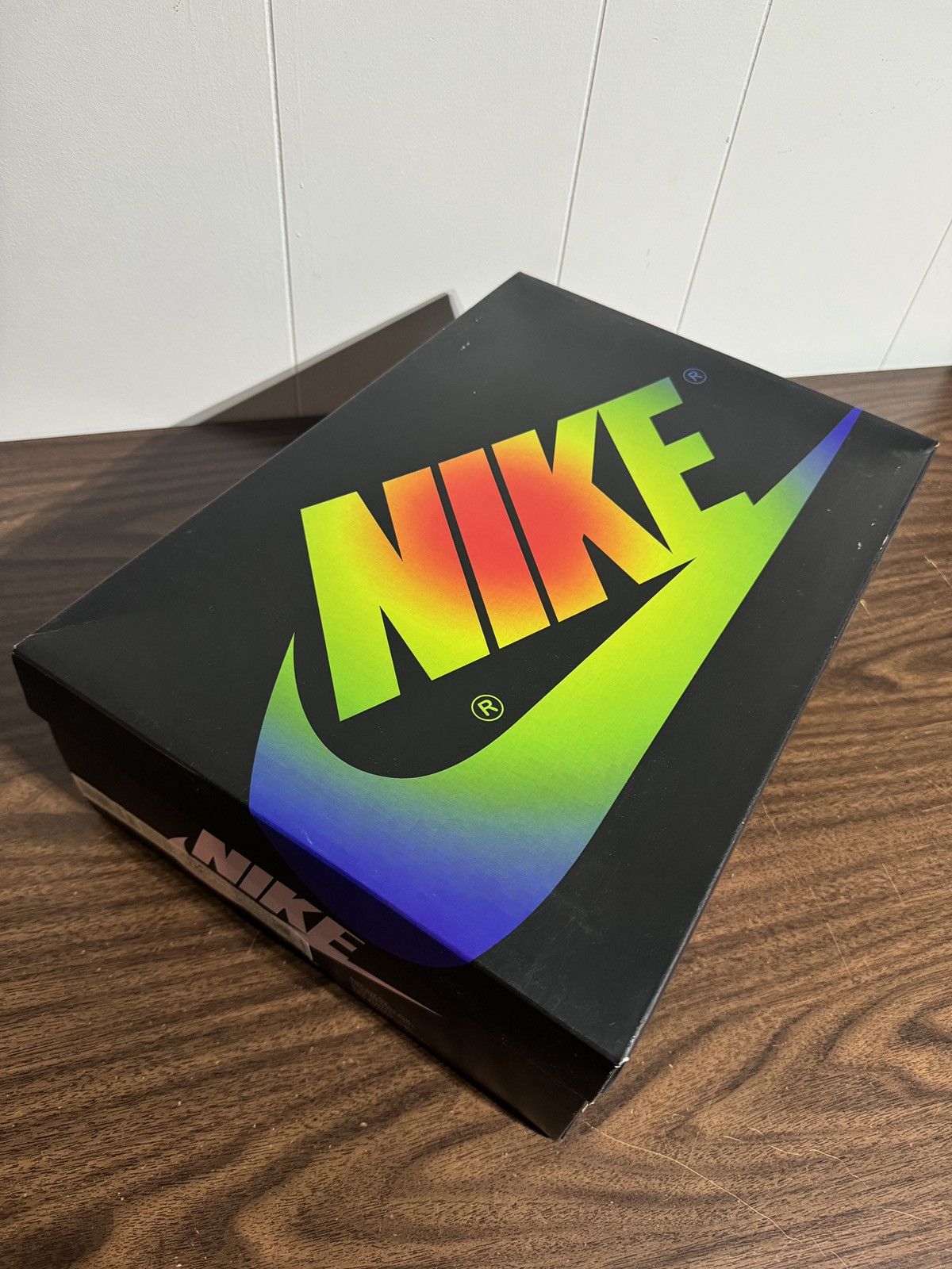 Jordan Brand Air Jordan 1 Retro OG High x J Balvin Tie Dye Multicolor Size US 10.5 / EU 43-44 - 14 Thumbnail