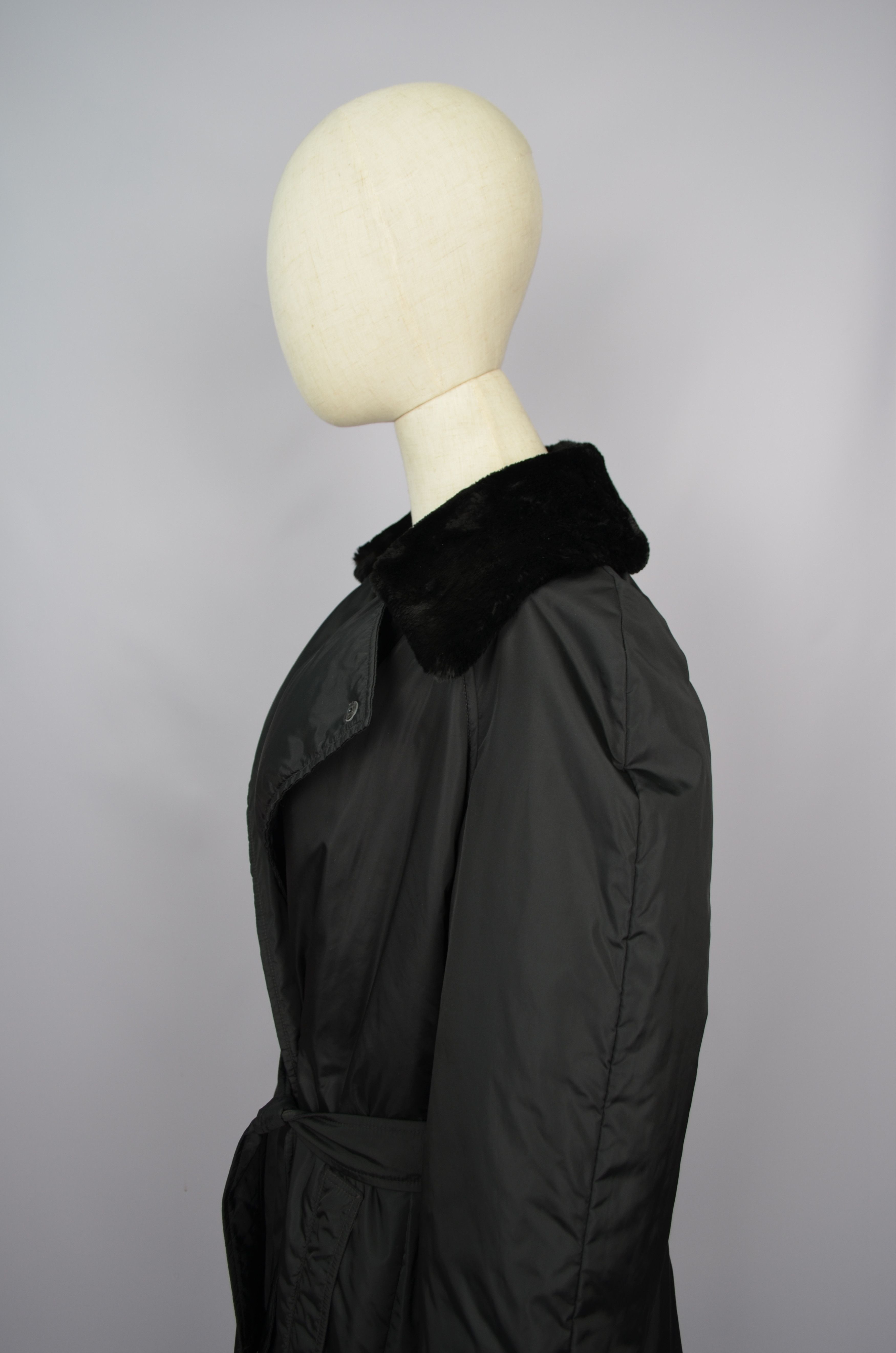 Designer × Max Mara Max Mara 'S Belted Teflon Jacket Coat Long Nutria Fur Size L Size L / US 10 / IT 46 - 10 Thumbnail