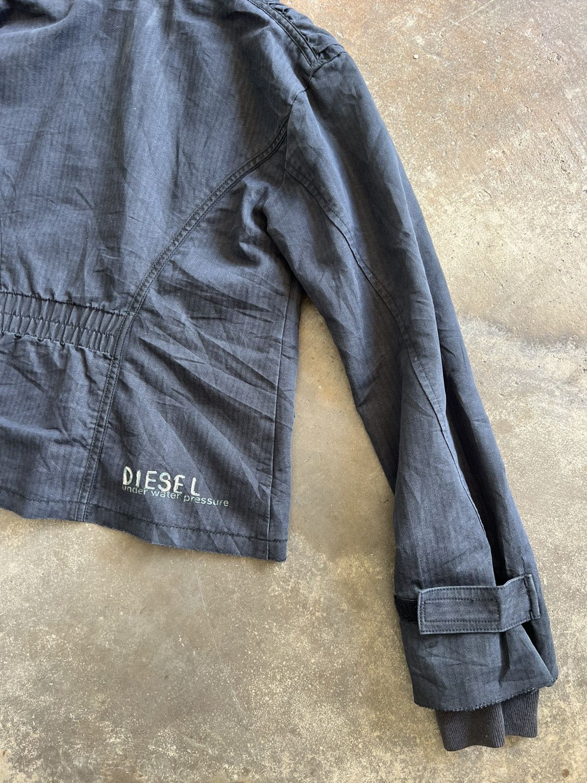 Diesel Vintage Diesel Military Cropped Hoodie Jacket Size US S / EU 44-46 / 1 - 19 Thumbnail