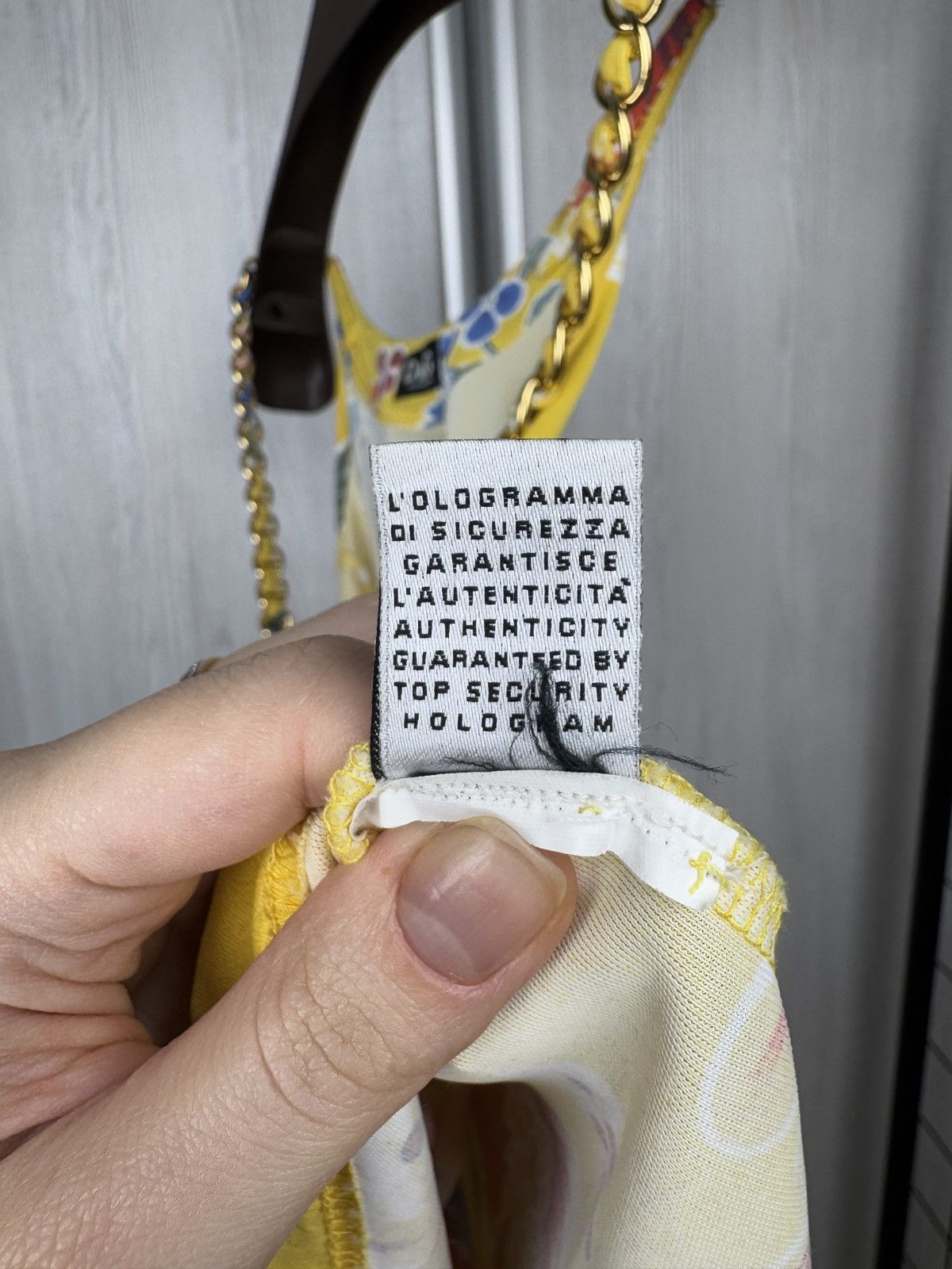 Dolce & Gabbana DOLCE & GABBANA Yellow Floral Top With Gold Chain Straps Y2k Size M / US 6-8 / IT 42-44 - 10 Thumbnail