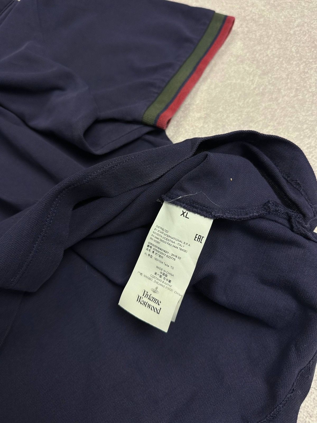 Vivienne Westwood Vintage Vivienne Westwood Orb Saturn Logo Polo XL Size US XL / EU 56 / 4 - 4 Thumbnail