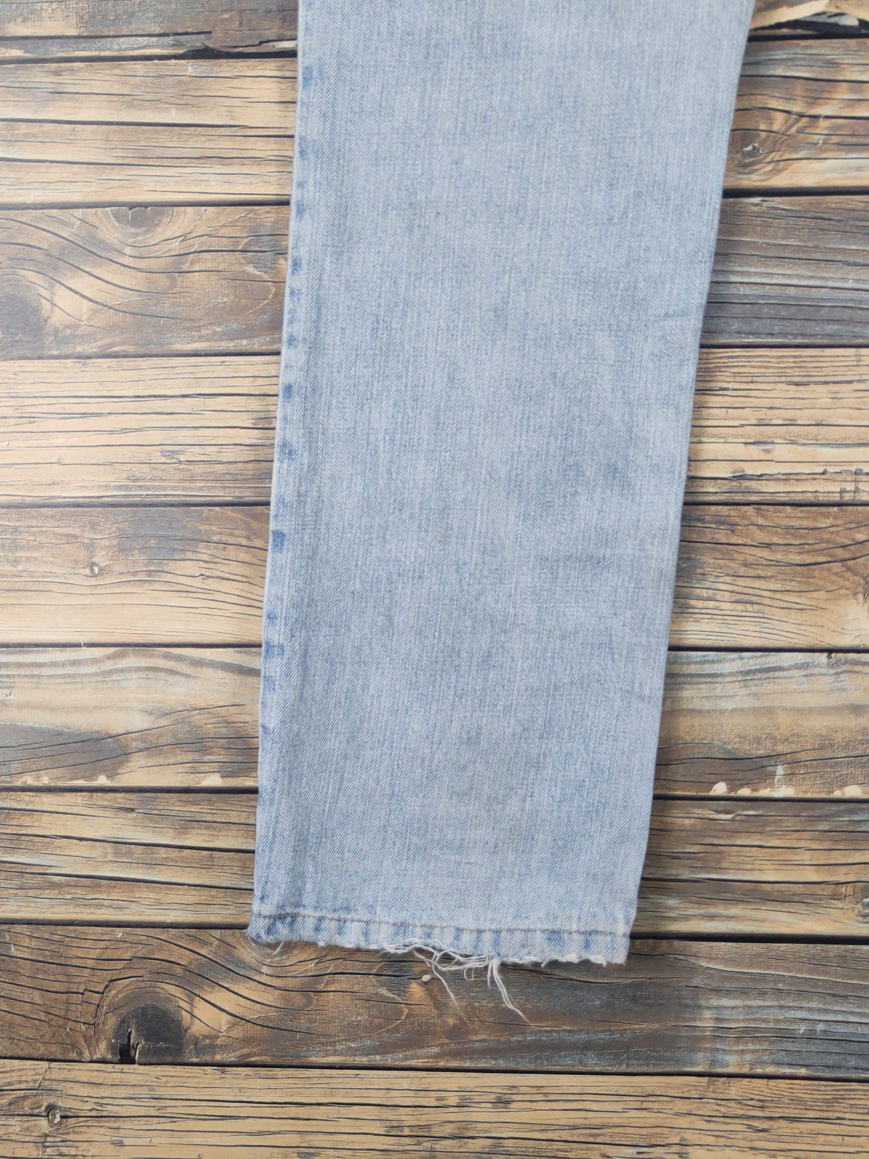 Tommy Hilfiger × Vintage Tommy Hilfiger Distressed Ripped denim Jeans #W2004 Size US 31 - 10 Thumbnail