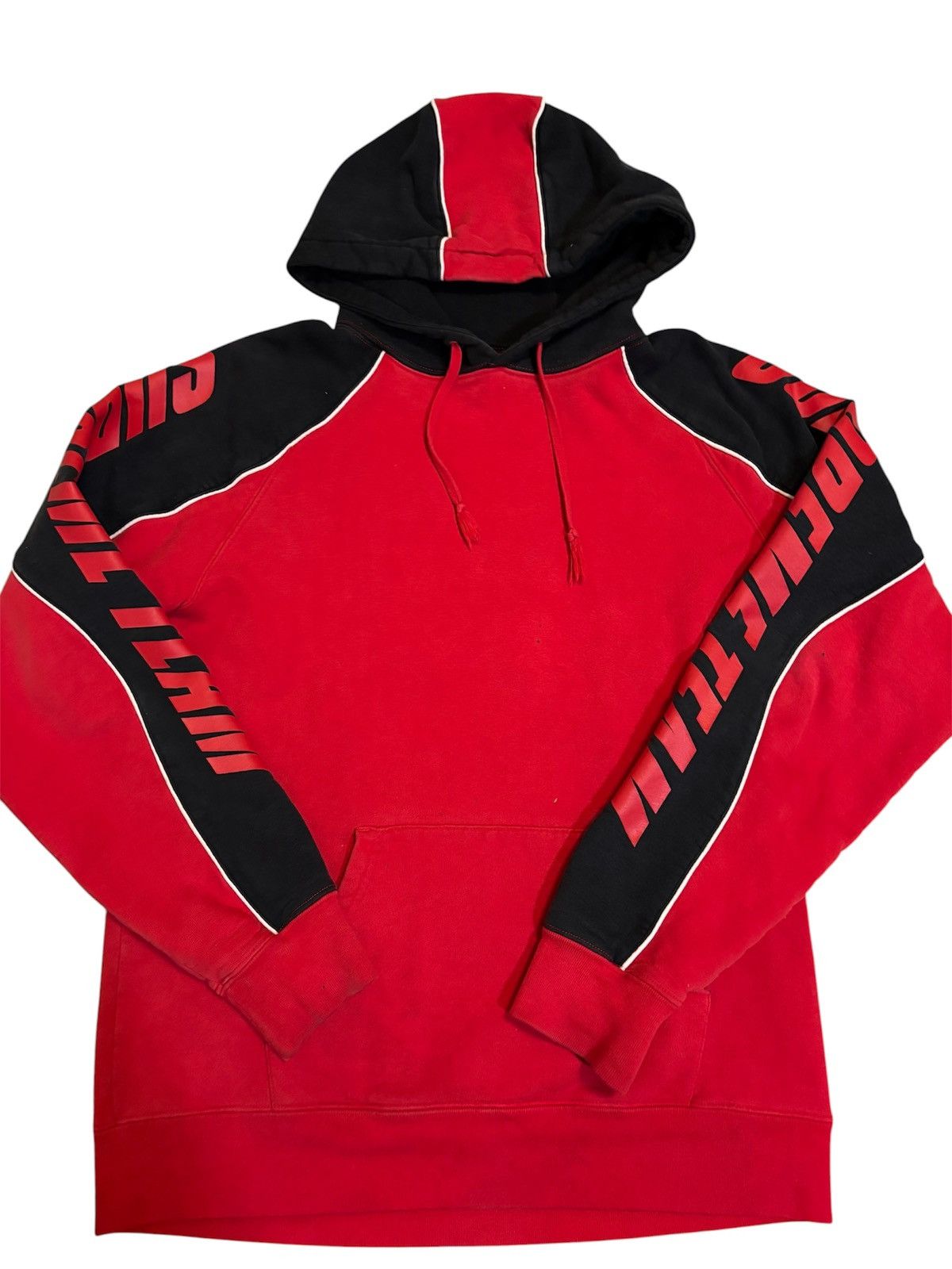 Supreme Supreme Red Black Sleeve Logo Hoodie Size US M / EU 48-50 / 2 - 5 Thumbnail