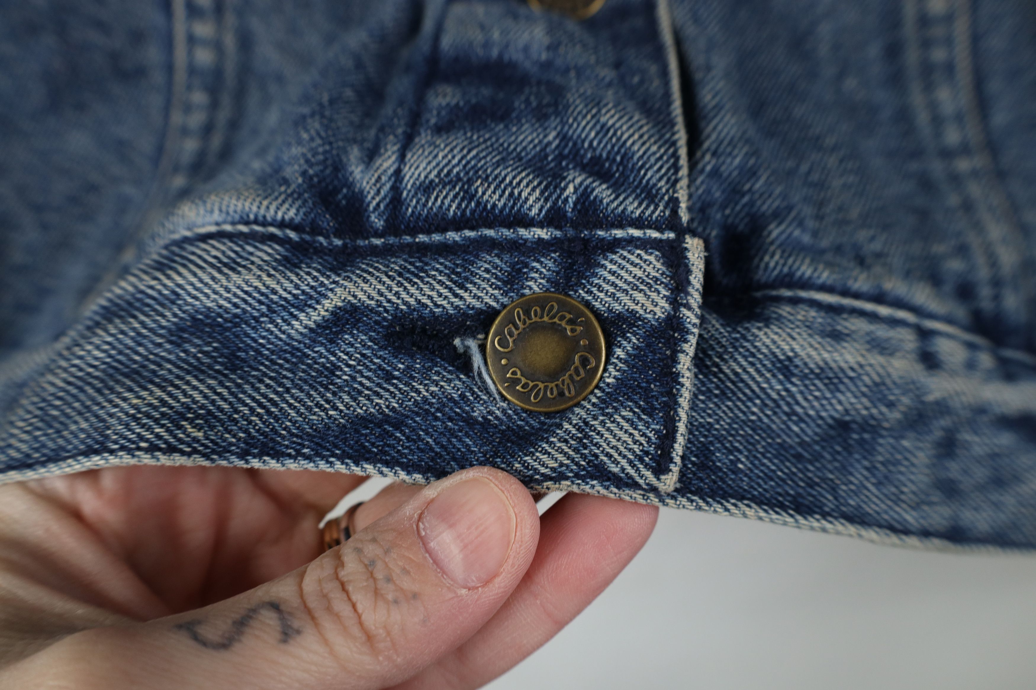 Cabelas Vintage 90s Cabelas Denim Jean Trucker Jacket Blue Cotton Size L / US 10 / IT 46 - 5 Thumbnail