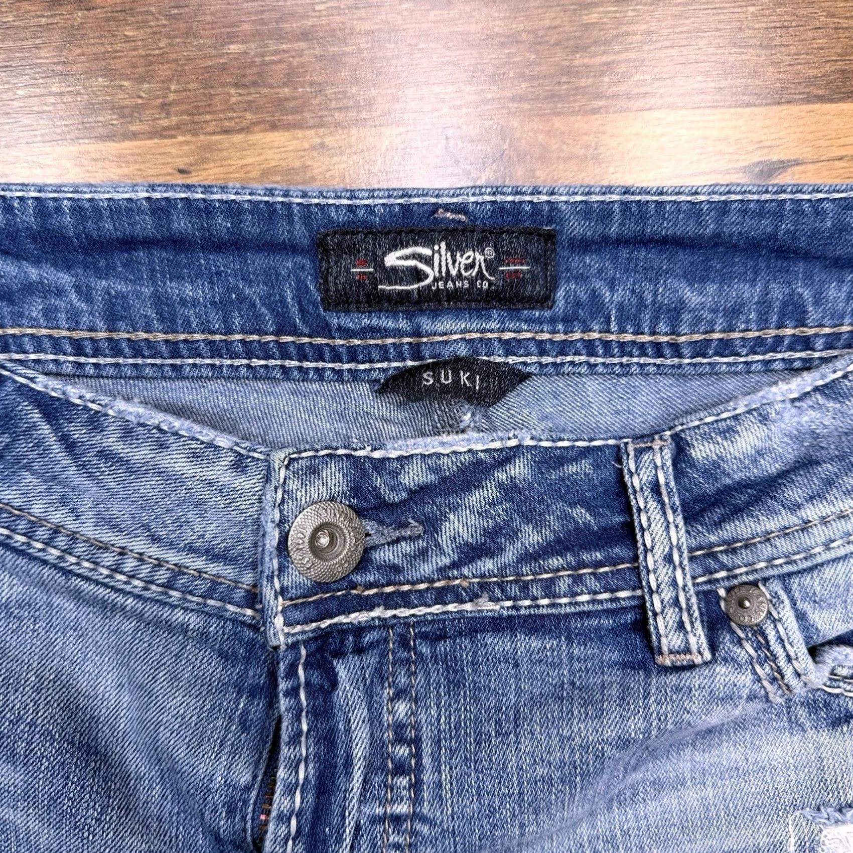 Silver Jeans Co. Silver Jeans Bermuda Shorts Womens W33 L11 Mid Rise Stretch Denim 5-Pocket Blue Cotton Elastane Regular Summer Size 24" / US 00 / IT 34 - 3 Thumbnail