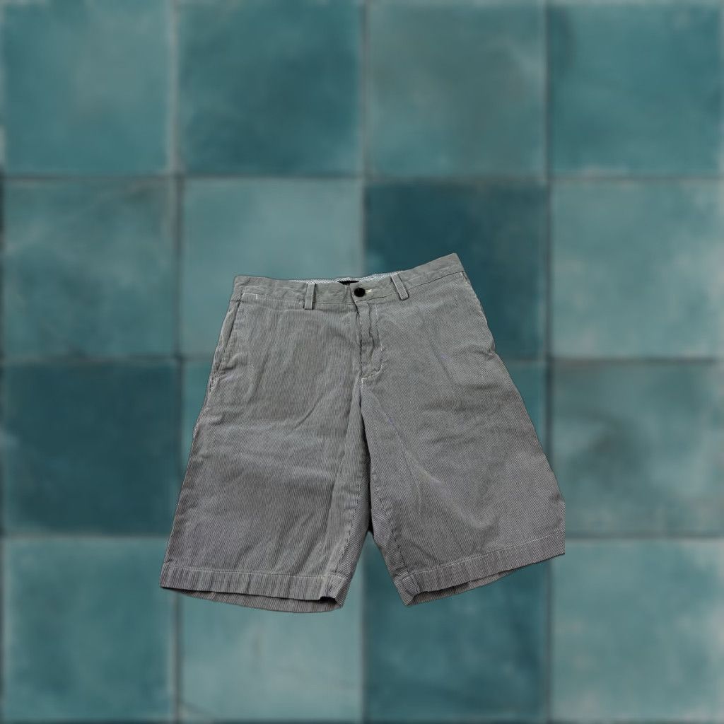 Banana Republic Banana Republic Shorts Mens 32 Flat Front Casual Chino Cotton Blue White Stripe Pockets 10 In Inseam Gray Size US 32 / EU 48 - 1 Thumbnail