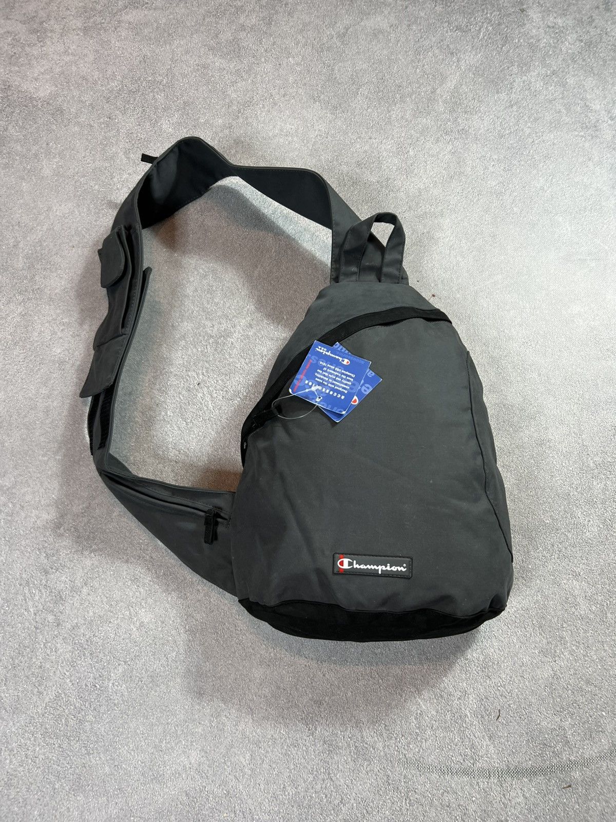 Vintage 🔥 Champion Sling Bag – Street Essential Size ONE SIZE - 2 Thumbnail