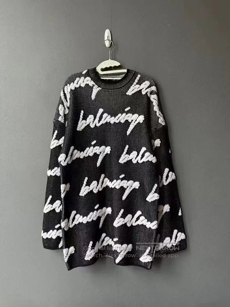 Balenciaga Balenciaga Script Logo Sweater. Size US XS / EU 42 / 0 - 1 Thumbnail