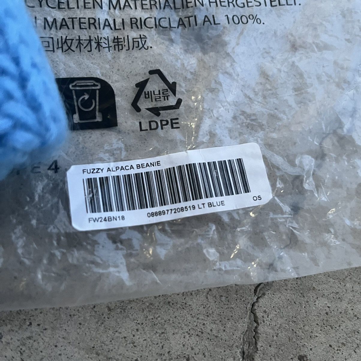 Supreme F/W 24 Supreme Fuzzy Alpaca Beanie Size ONE SIZE - 4 Thumbnail