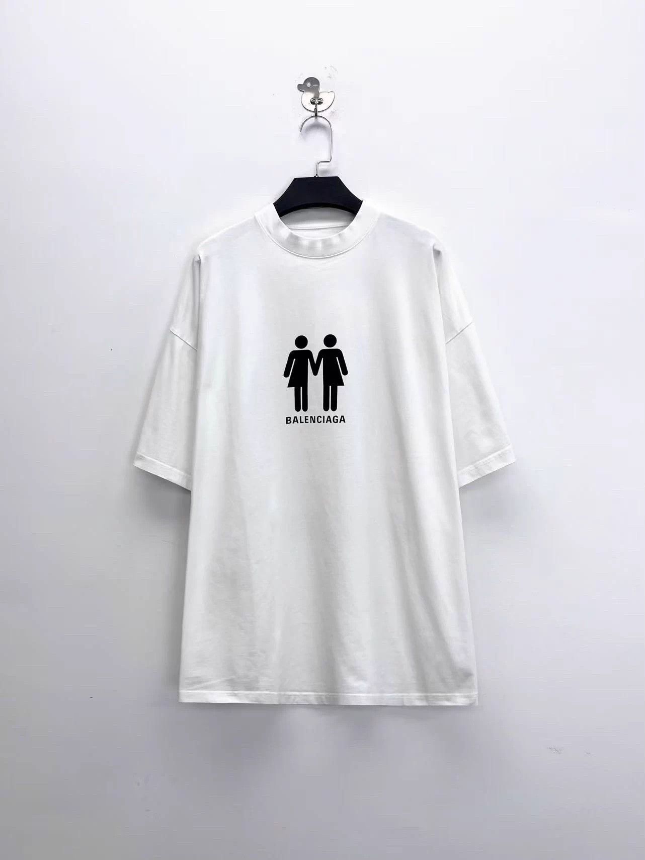 Balenciaga Balenciaga White Multi Flag Print Logo SS Tee 2 Unisex Size US M / EU 48-50 / 2 - 1 Thumbnail