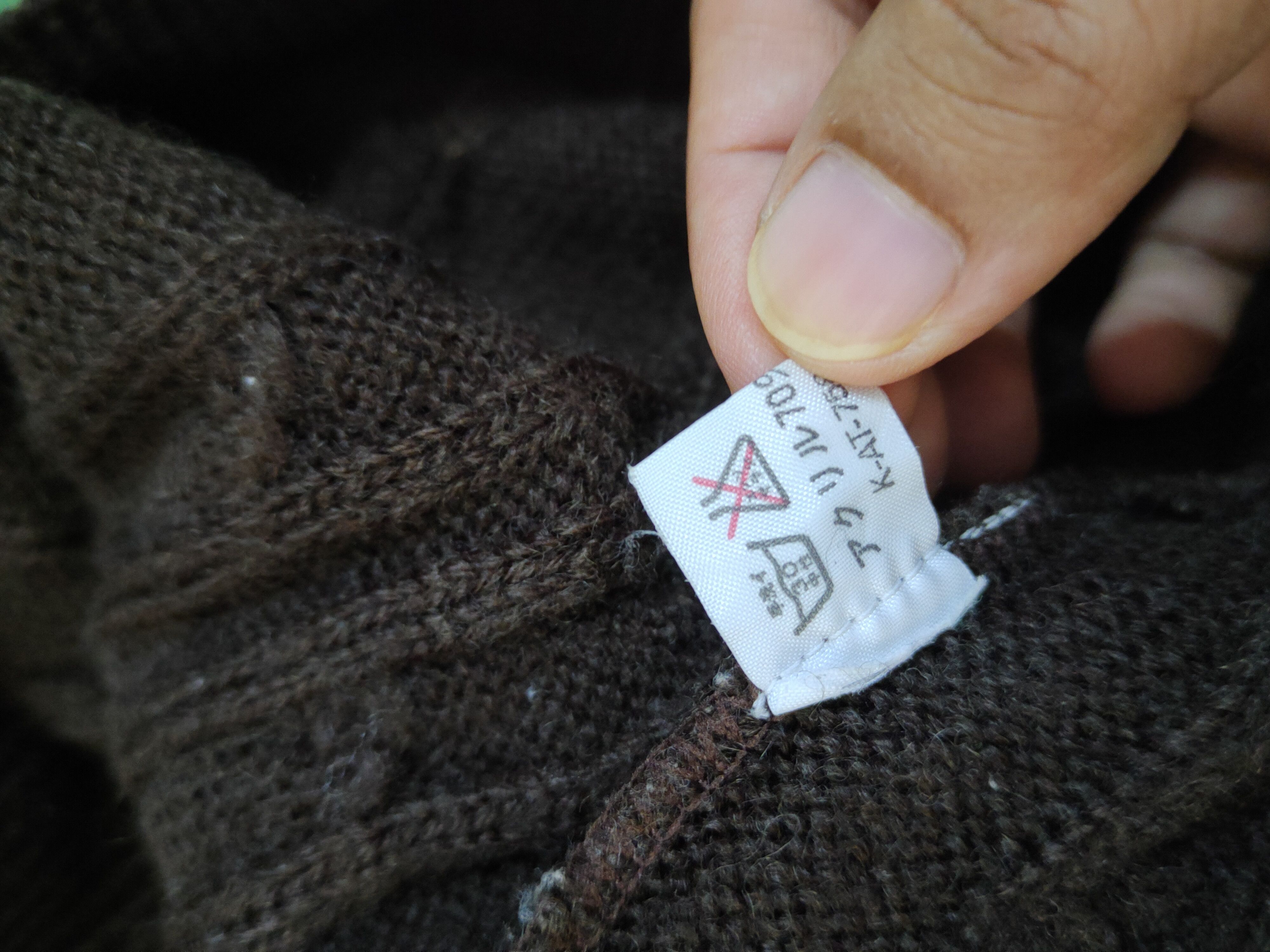 Vintage Japanese Brand Dark Brown knitwear Cardigan #W1352 Size US L / EU 52-54 / 3 - 11 Thumbnail