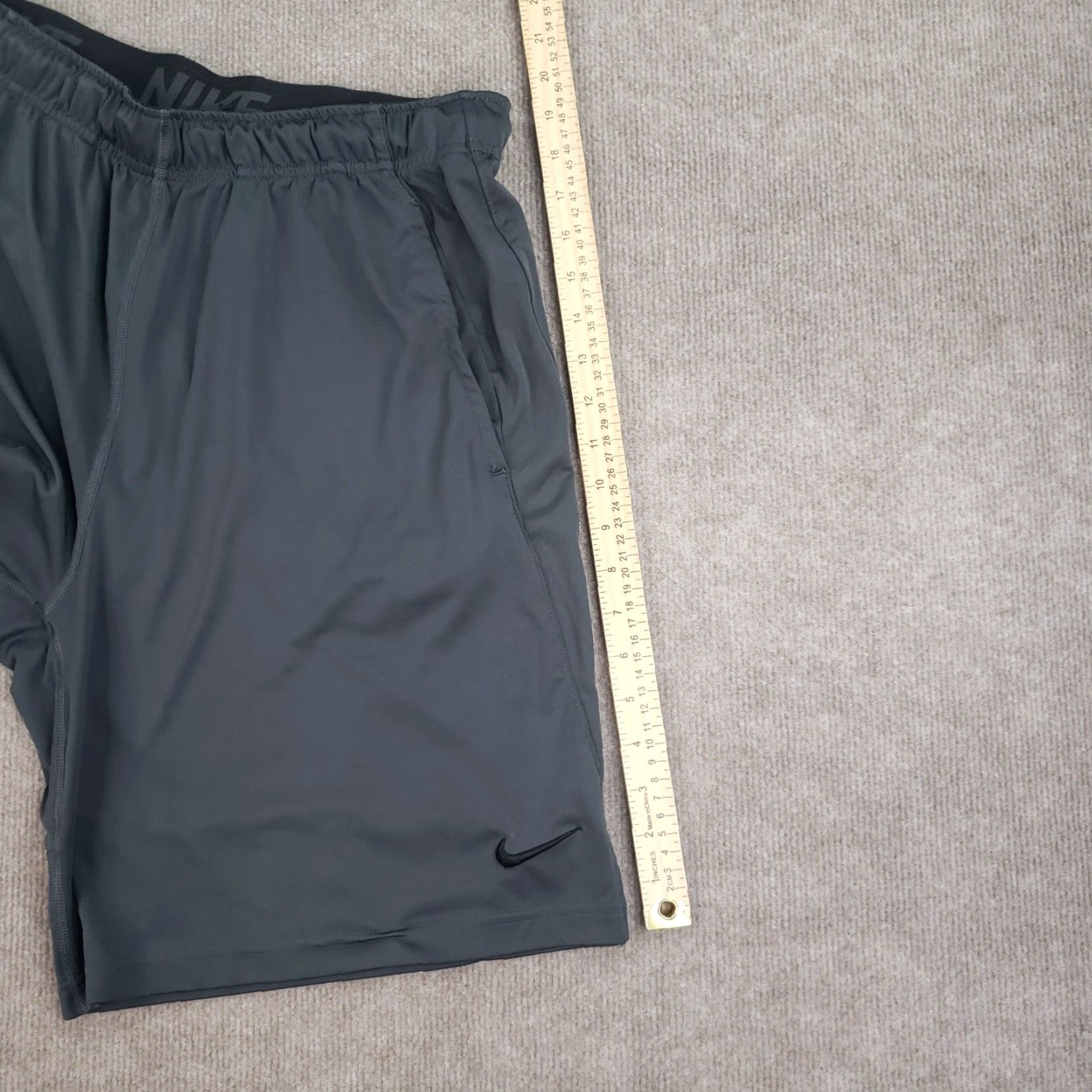 Nike Nike Mens Large Gray Athletic Running Shorts Size US 30 / EU 46 - 7 Thumbnail