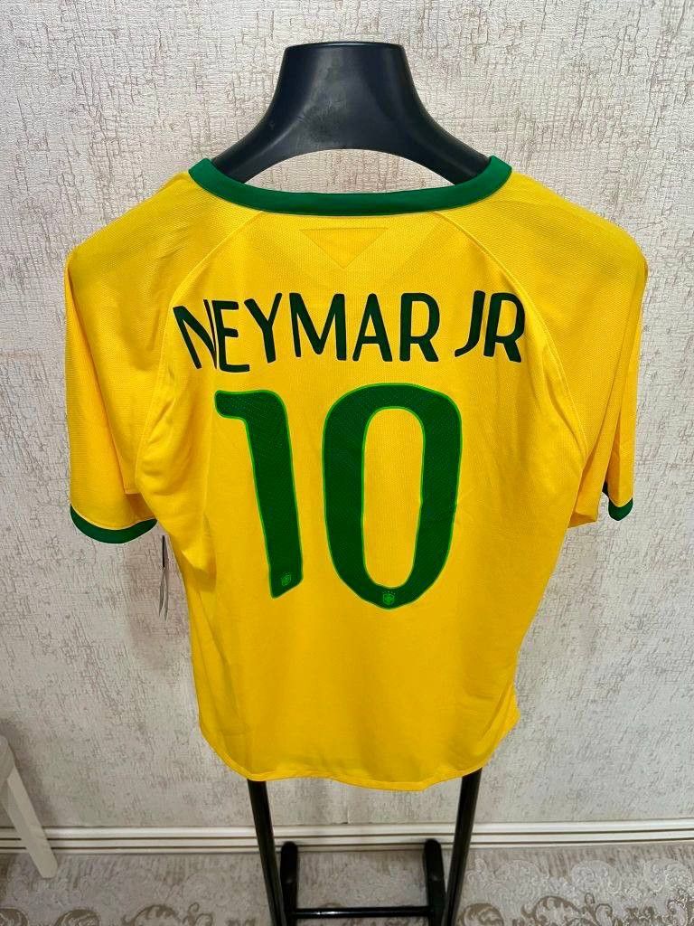 Nike Brazil 2014 World Cup Home Jersey Neymar Jr #10 - NWT