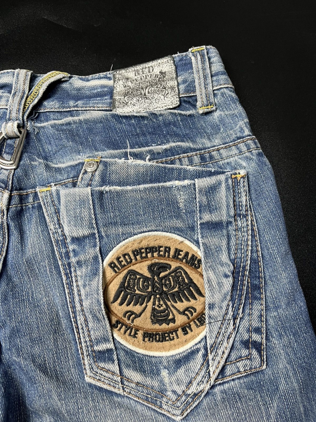 Japanese Brand RED PEPPER SUPER FLARE DISTRESSED JEANS Size US 29 - 6 Thumbnail