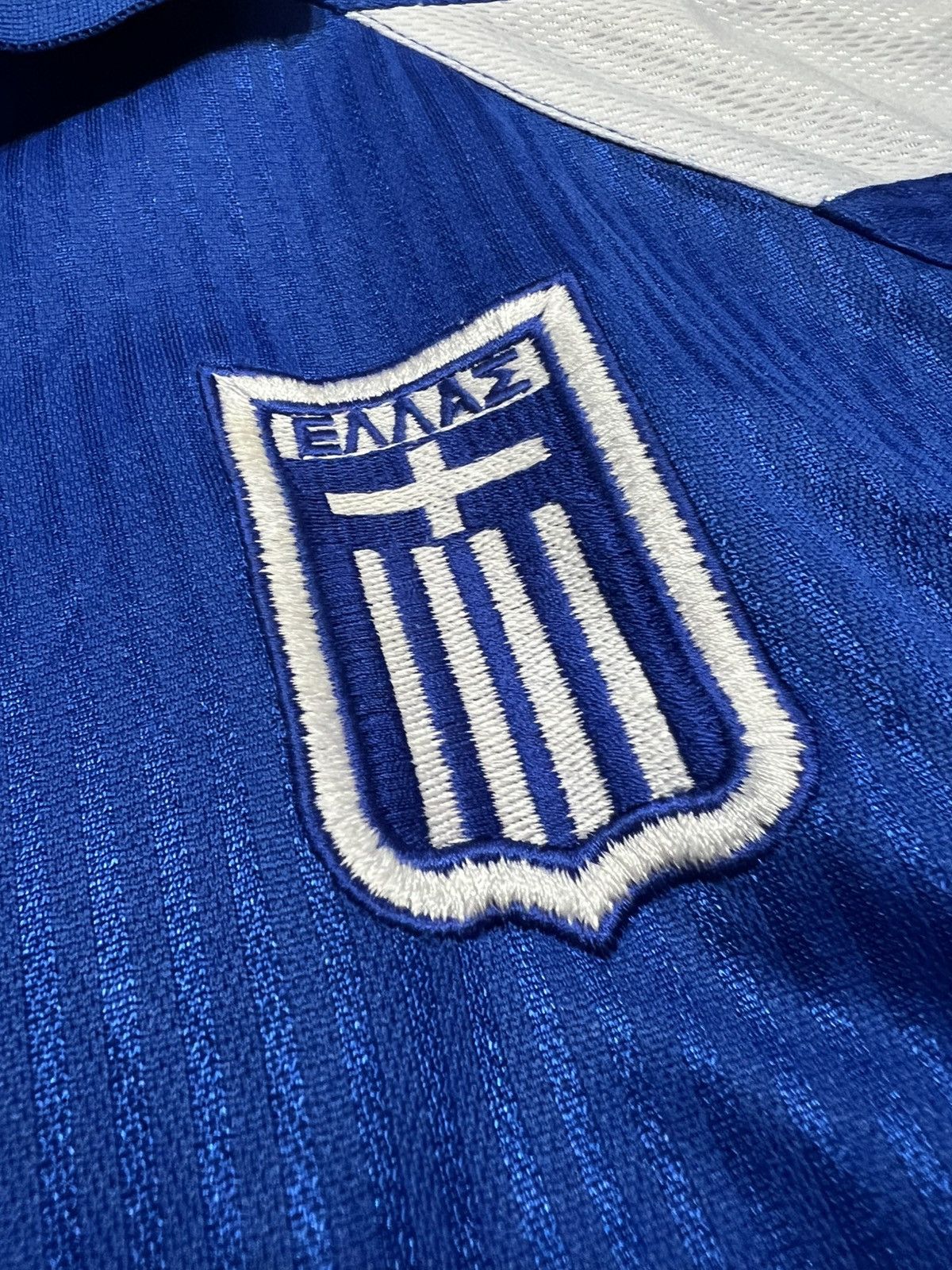 Le Coq Sportif Greece 2002 Le coq Home Jersey Size US L / EU 52-54 / 3 - 5 Thumbnail