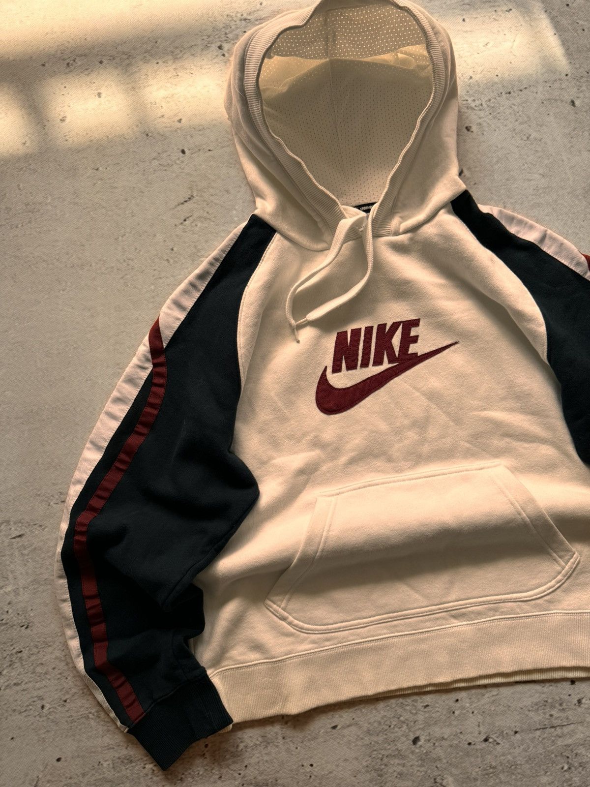 Nike × Vintage NIKE VINTAGE CENTER LOGO OVERSIZE BOXY HOODIE Size US M / EU 48-50 / 2 - 2 Thumbnail