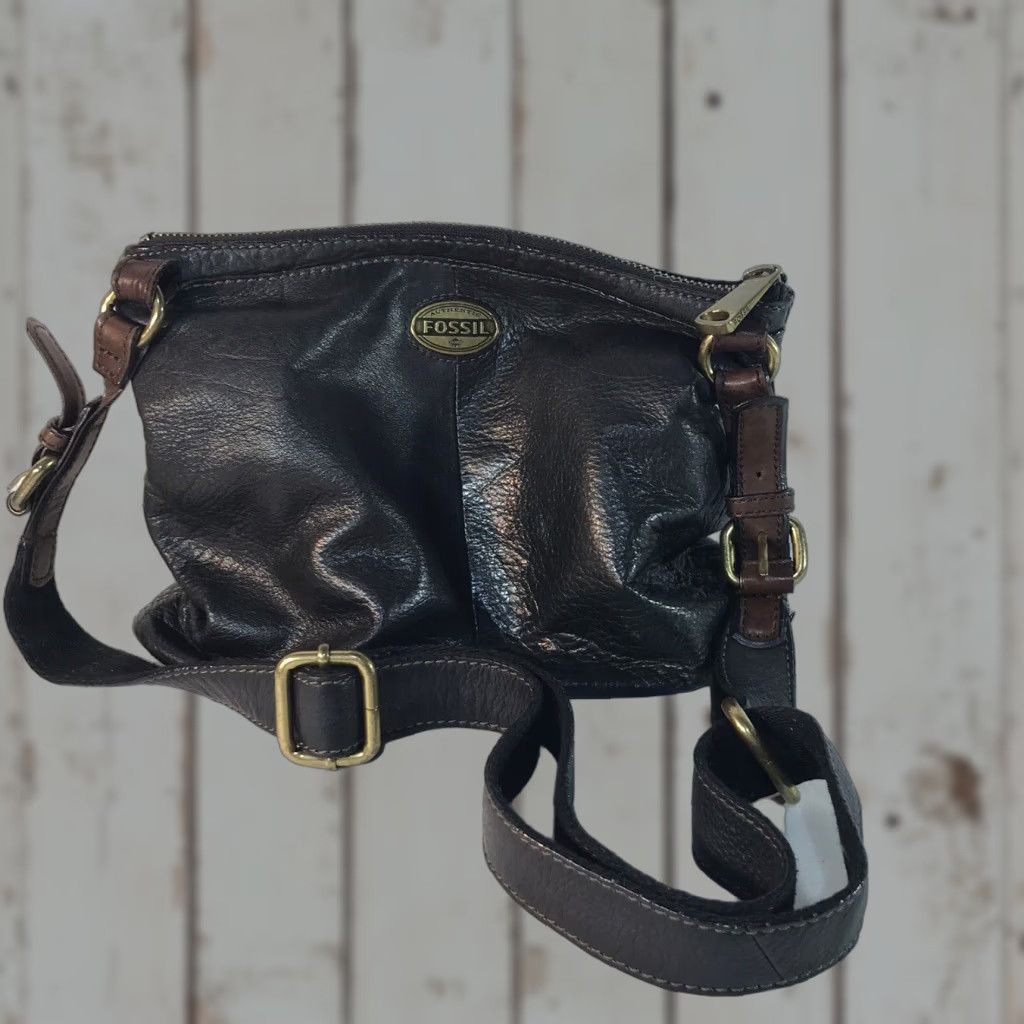 Fossil Fossil Crossbody Bag Women's Leather Medium Black Pockets Zipper Adjustable Strap 2000s Size ONE SIZE - 1 Thumbnail