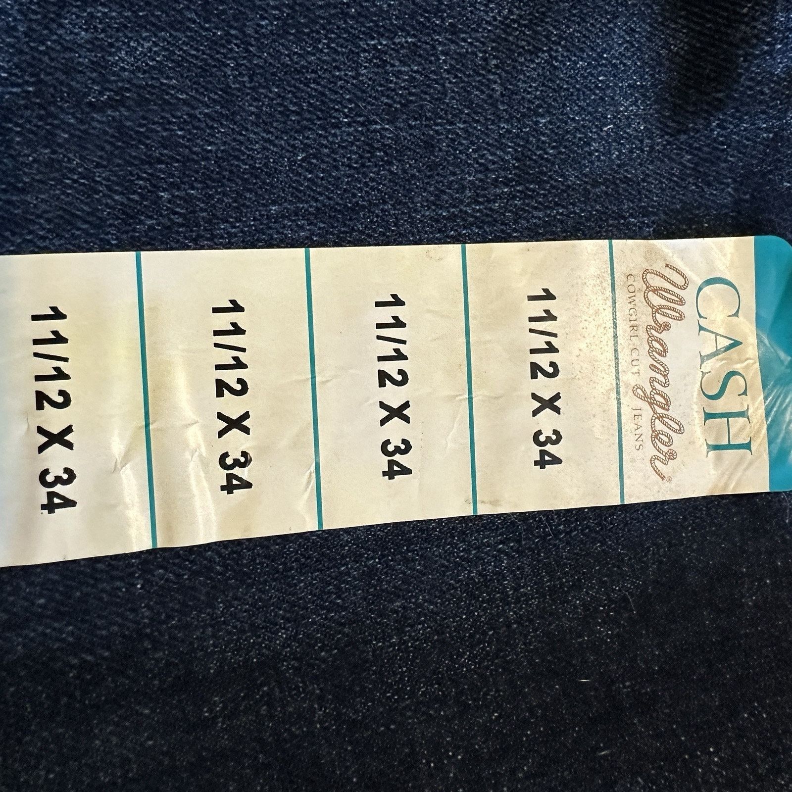 Wrangler Wrangler Cash Women’s No Gap Jeans 11/12 x 34 Dark Wash NWT Size 34" / US 12 / IT 48 - 18 Thumbnail