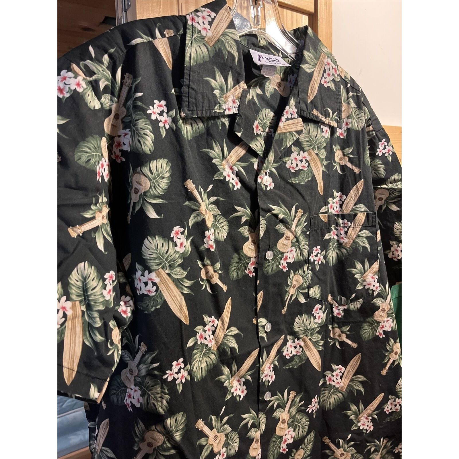 Other Malihini Vintage Men’s XL Black Floral Cotton Hawaiian Shirt Size US XL / EU 56 / 4 - 10 Thumbnail