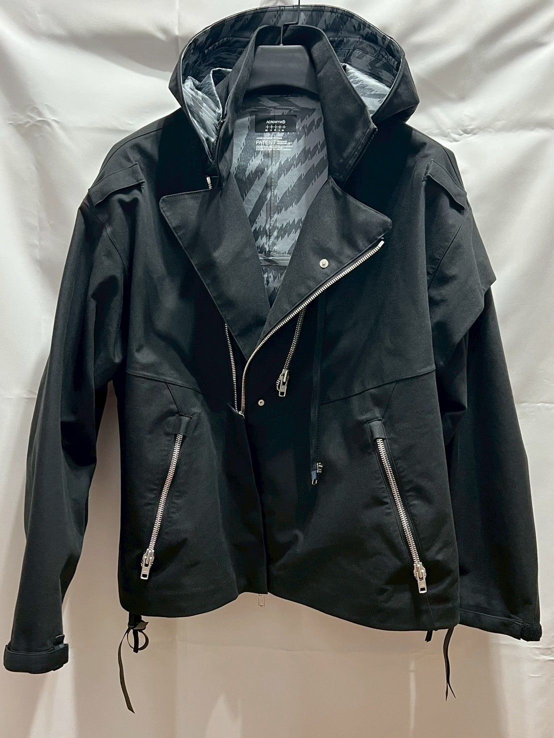 Acronym ACRONYM J68W-BQ Size US M / EU 48-50 / 2 - 1 Thumbnail