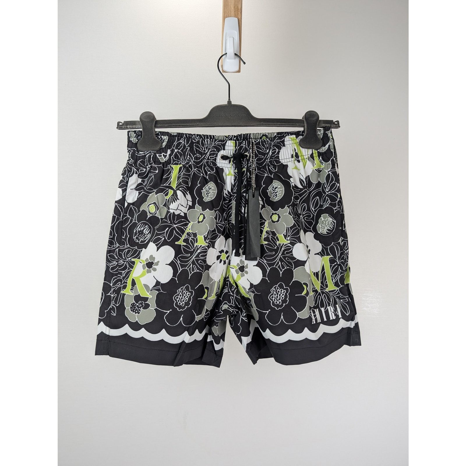 Amiri o1rshd1 Flower Amiri Swimtrunk Swim Shorts in Black Size US 30 / EU 46 - 6 Thumbnail