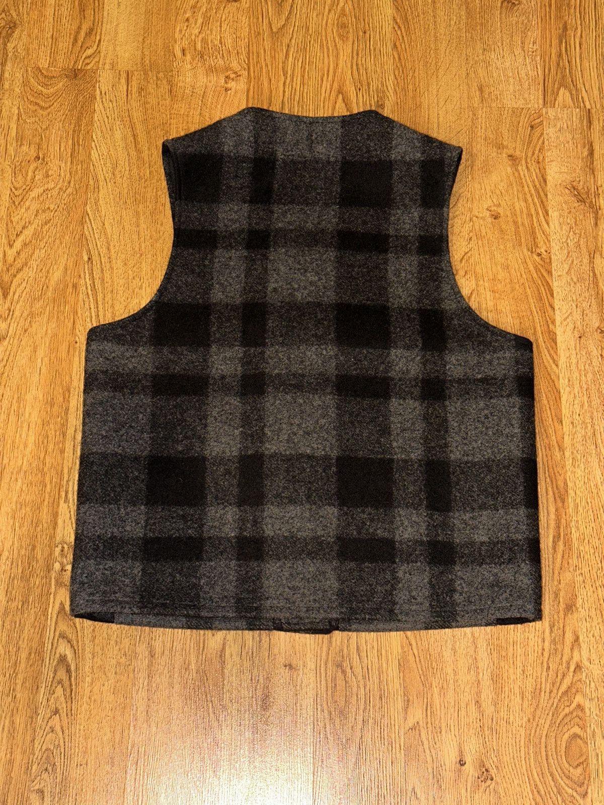 Filson Vintage CC Filson Vest 40 Grey Mackinaw Virgin Wool Plaid Size US M / EU 48-50 / 2 - 4 Thumbnail