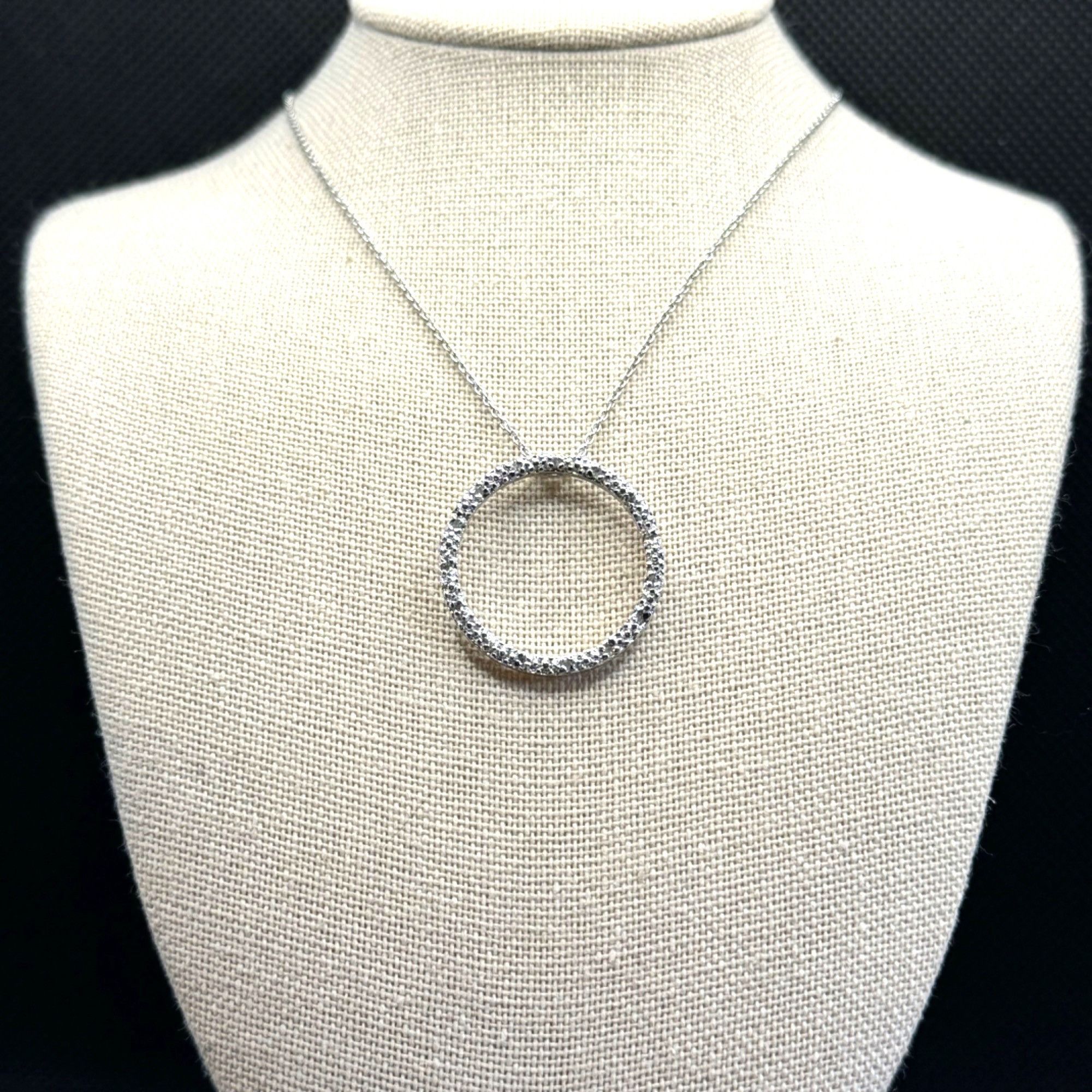 Other VTG Solid Sterling Silver 925 Cubic Zirconia Circle Pendant Size ONE SIZE - 1 Thumbnail