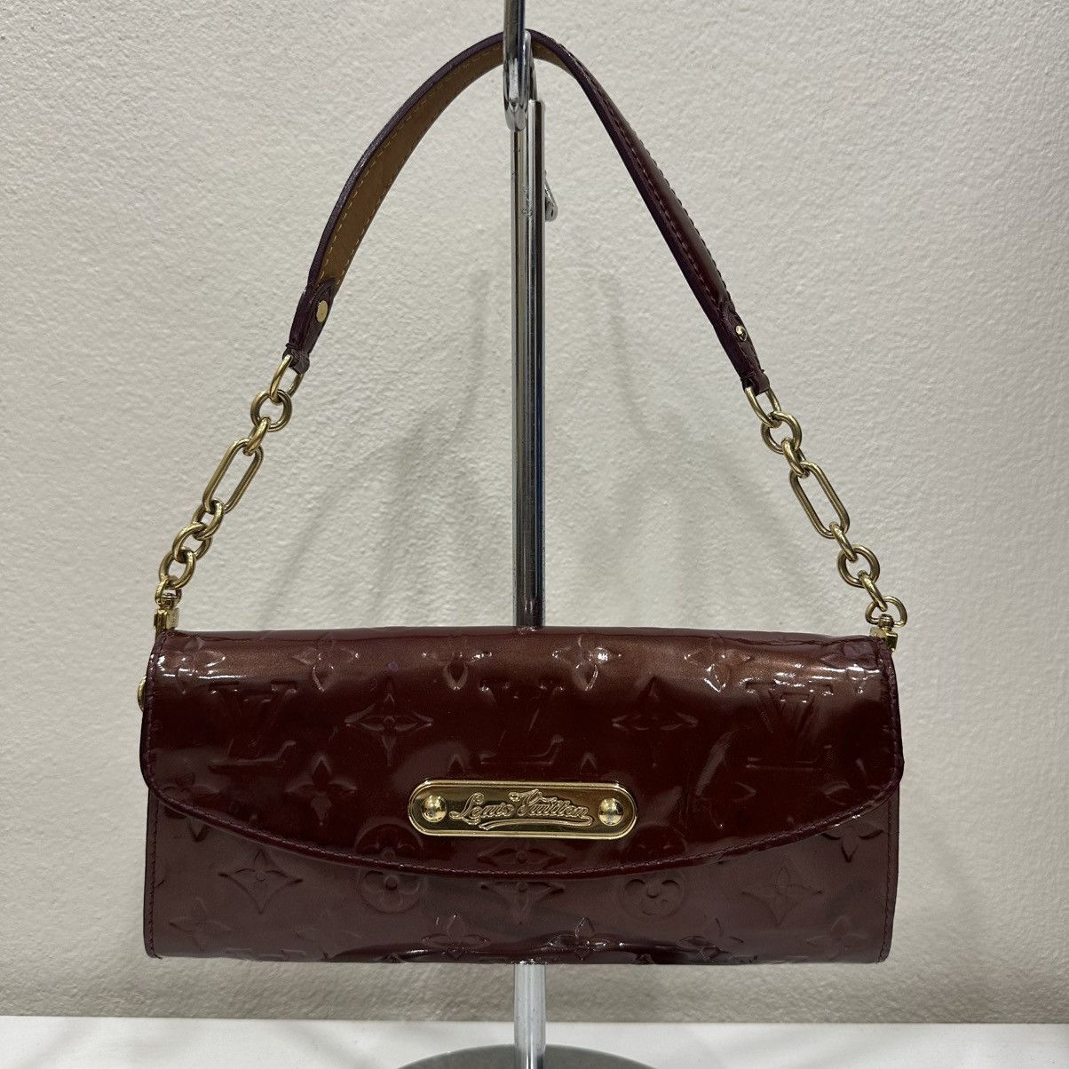 Louis Vuitton ‼️LASTDROP‼️LOUIS VUITTON AMARANTE VERNIS SUNSET BOULEVARD BAG Size ONE SIZE - 2 Thumbnail
