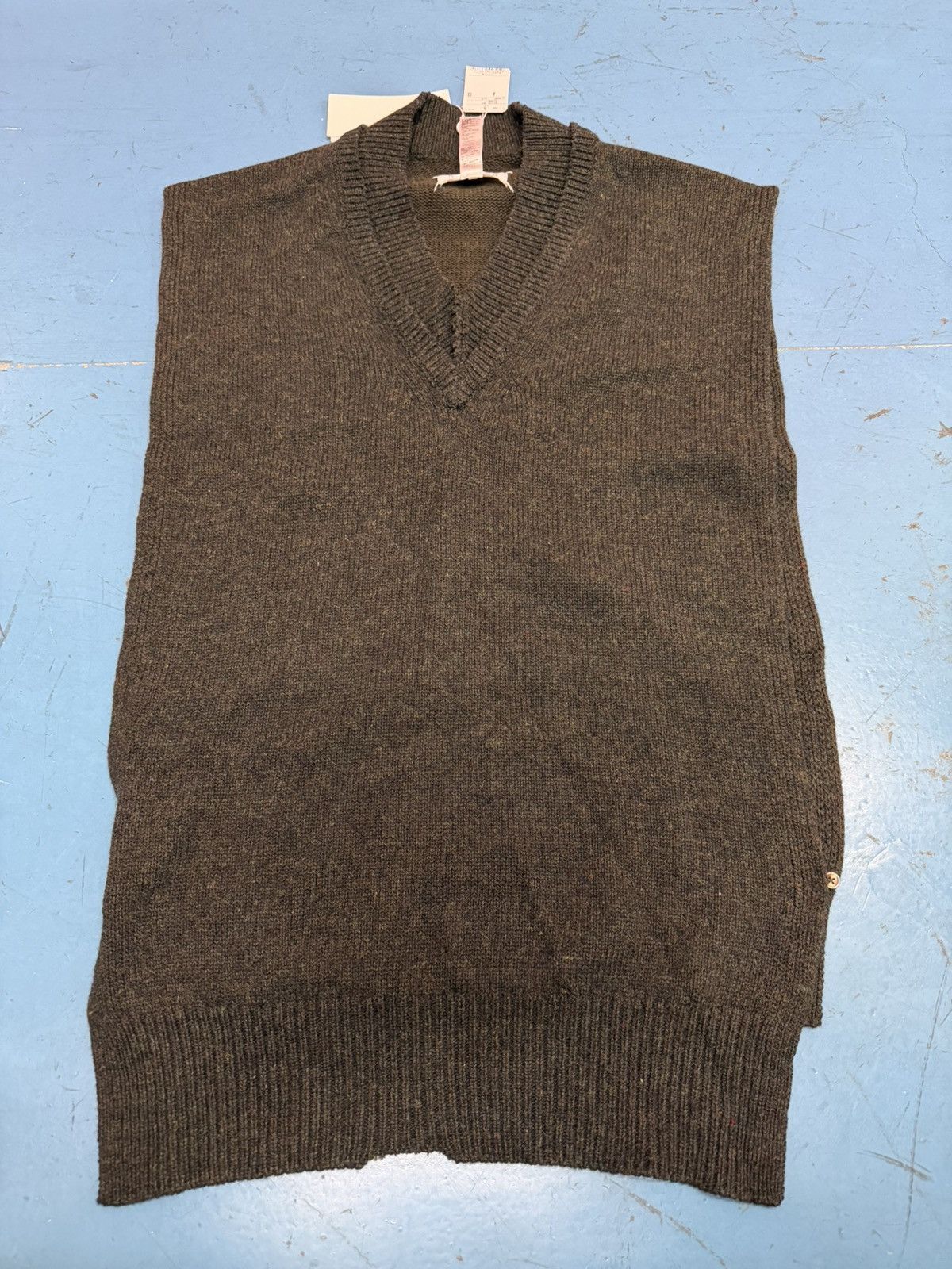 Maison Margiela MARGIELA KNIT VEST Size US L / EU 52-54 / 3 - 1 Thumbnail