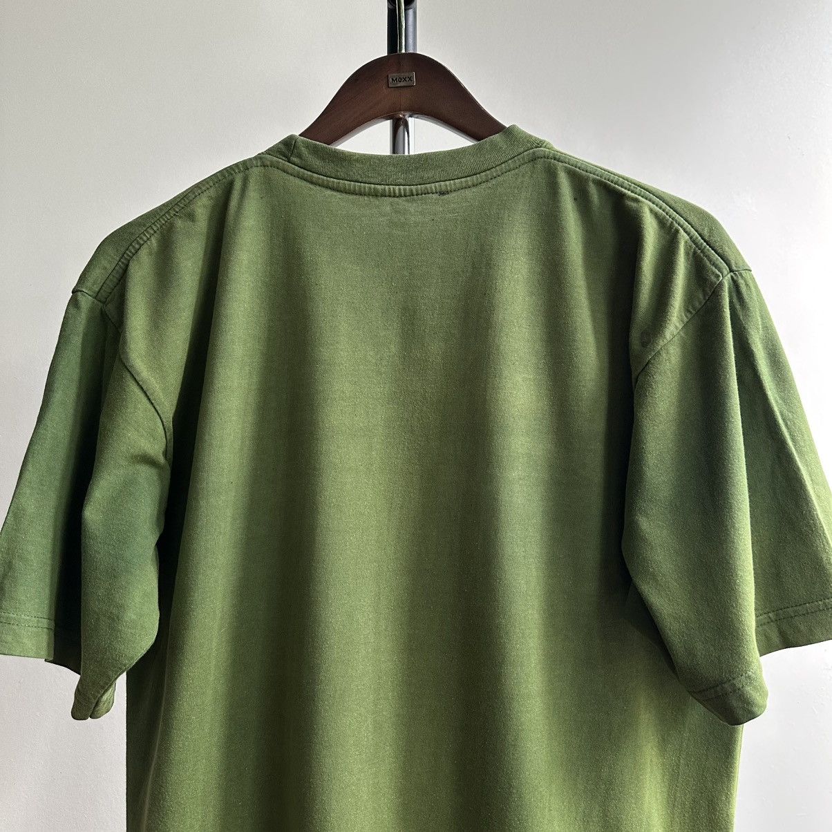 Vintage Vintage 90s John Smith’s Beer Promo Tee Size US L / EU 52-54 / 3 - 8 Thumbnail