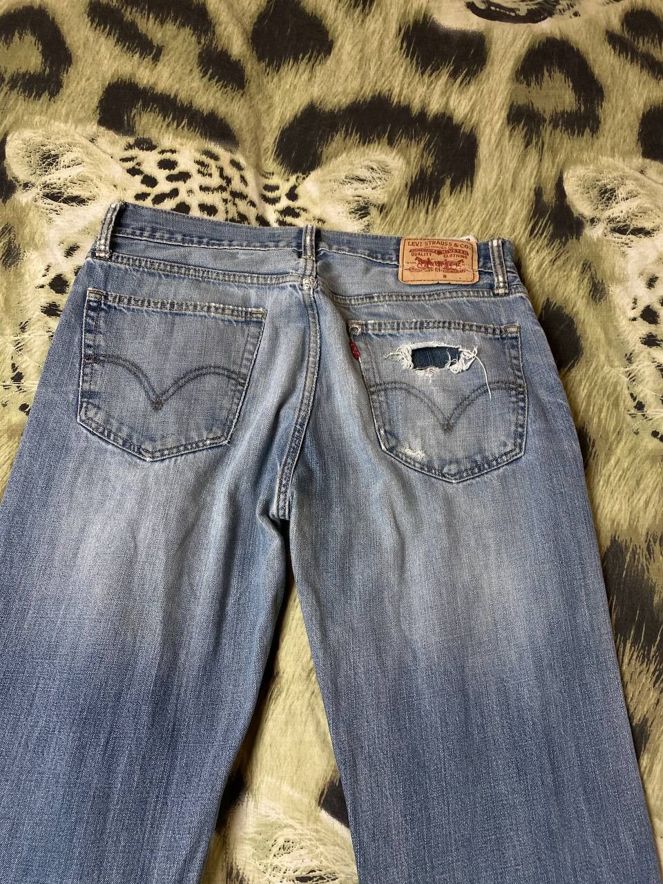 Levi's × Vintage Vintage Levi’s Distressed 505 Jeans Size US 34 / EU 50 - 18 Thumbnail