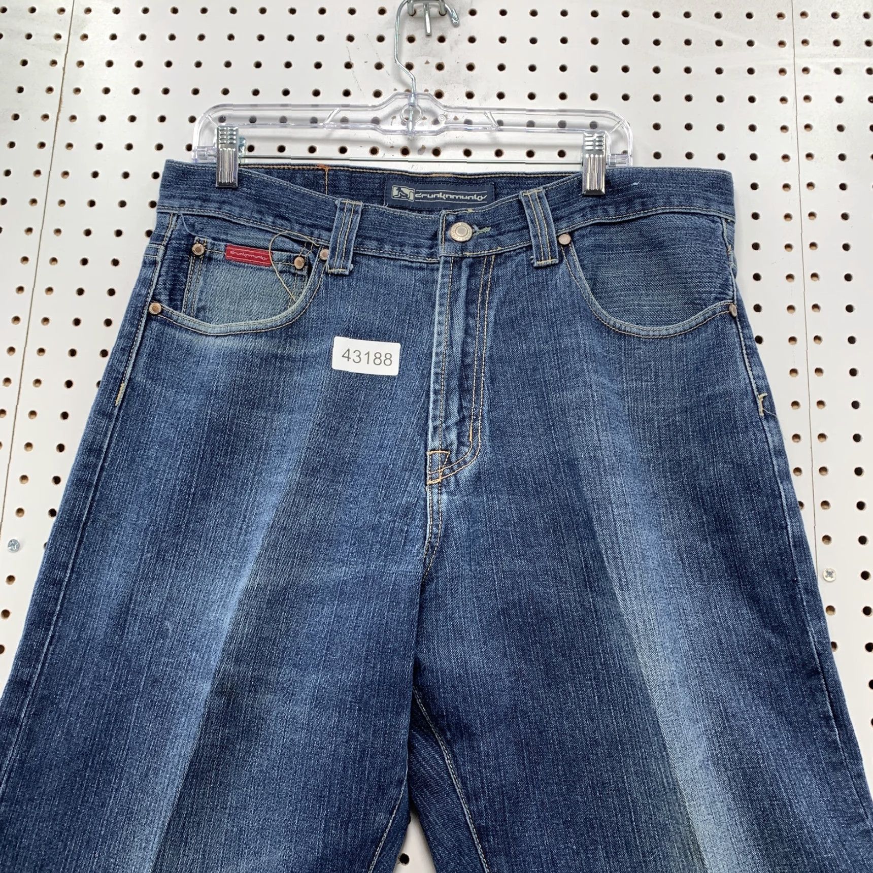 Vintage VINTAGE DrunkNMunky Embroidered Baggy Jeans Mens 36x31 Blue Grunge Skater Size US 36 / EU 52 - 3 Thumbnail
