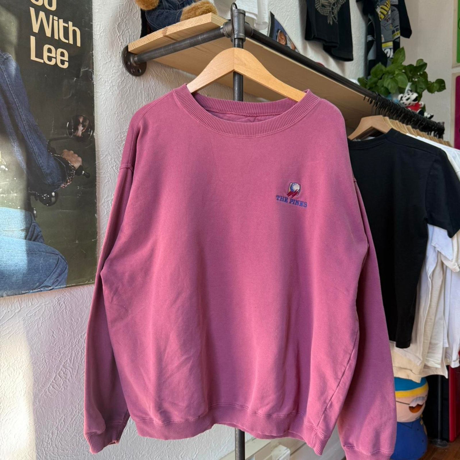Vintage Vintage 90s The Pines Golf Country Club Crewneck Size US M / EU 48-50 / 2 - 1 Thumbnail