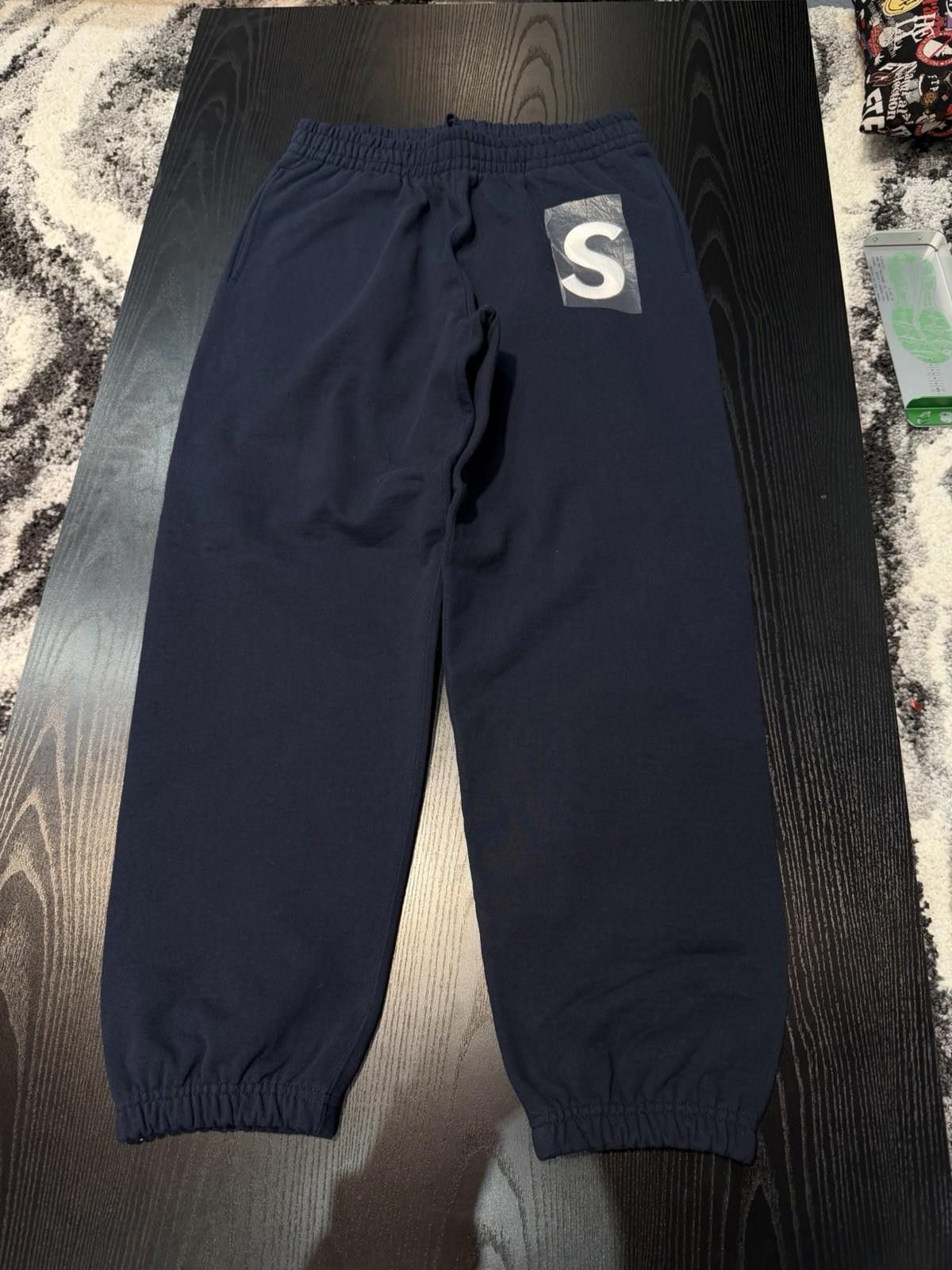 Supreme Supreme S Logo Sweatpants Navy Blue (SS25) Brand New Size M Size US 32 / EU 48 - 1 Thumbnail