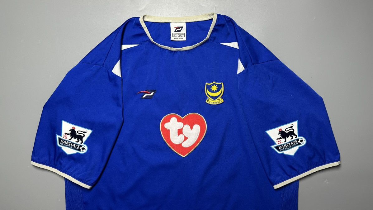Pompeii PORTSMOUTH POMPEY 2004/2005 FOOTBALL HOME JERSEY #20 YAKUBU Size US XL / EU 56 / 4 - 3 Thumbnail