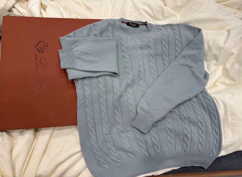 Loro Piana Loro Piana 100% Cashmere Sweater, the Best Baby Cashmere Size US L / EU 52-54 / 3 - 1 Thumbnail