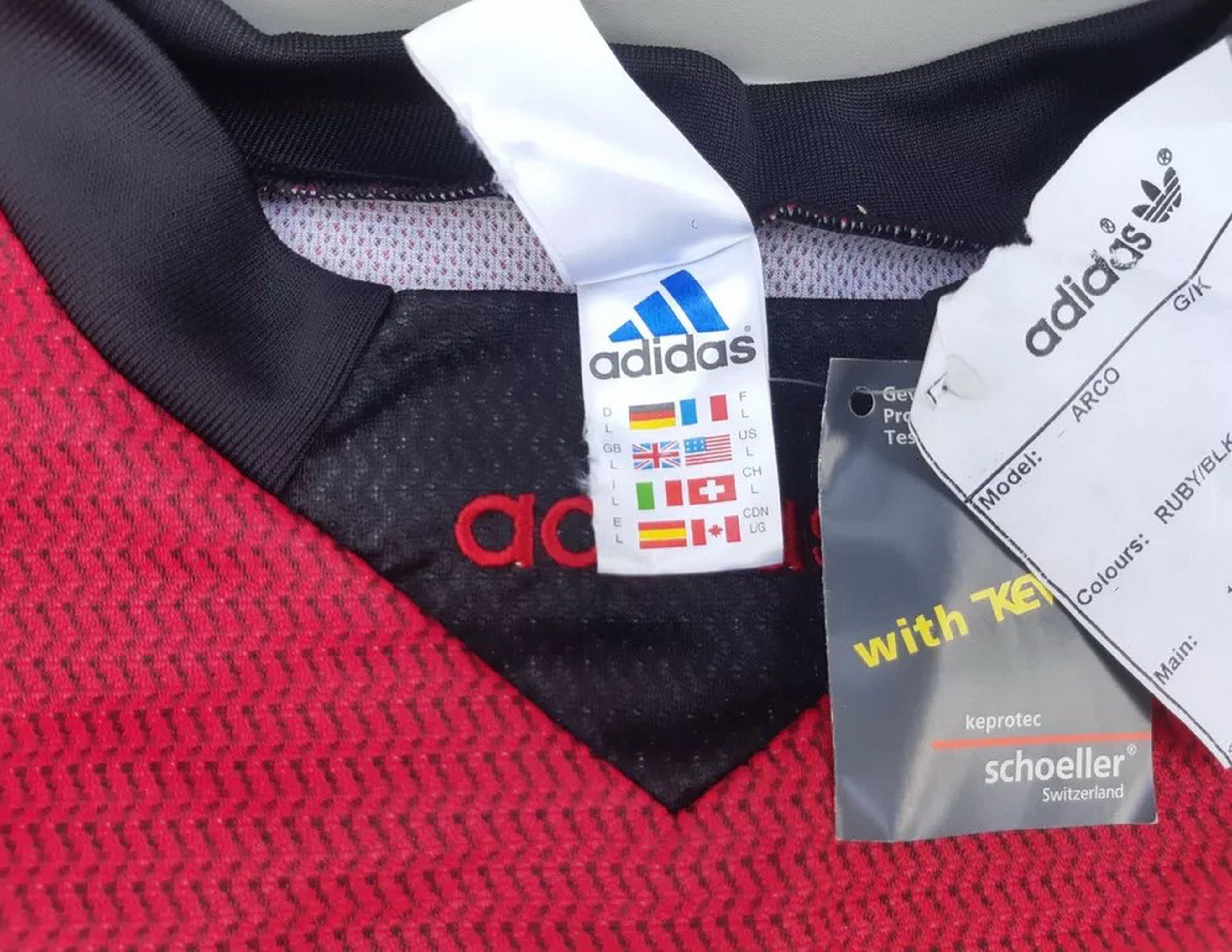 Adidas ADIDAS Soccer GK Jersey with Kevlar England size L NWT Size US L / EU 52-54 / 3 - 5 Thumbnail