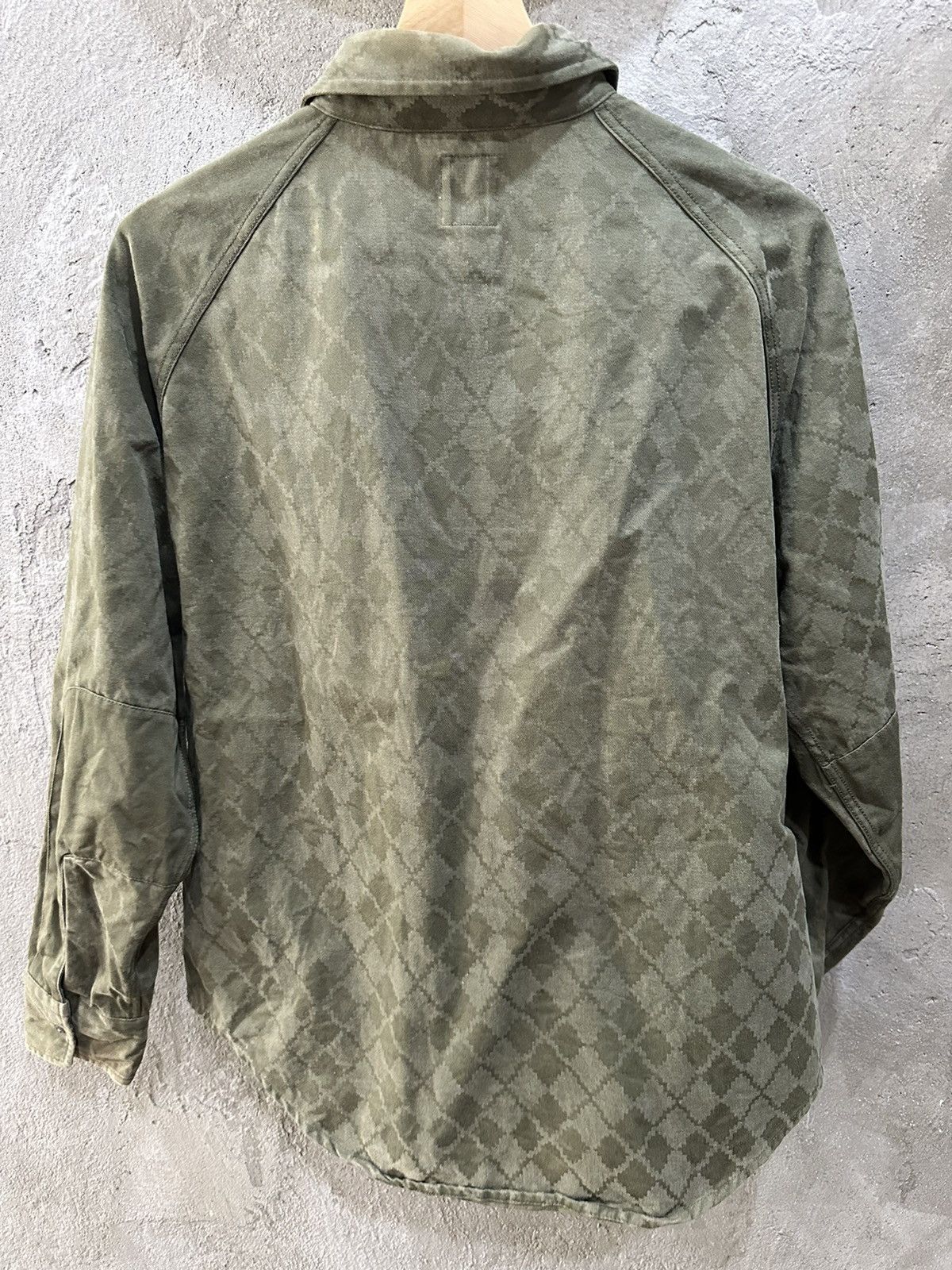 Yohji Yamamoto 1990 Yohji Yamamoto AAR Yohji Studio Rare Printed Army Shirt Size US M / EU 48-50 / 2 - 11 Thumbnail