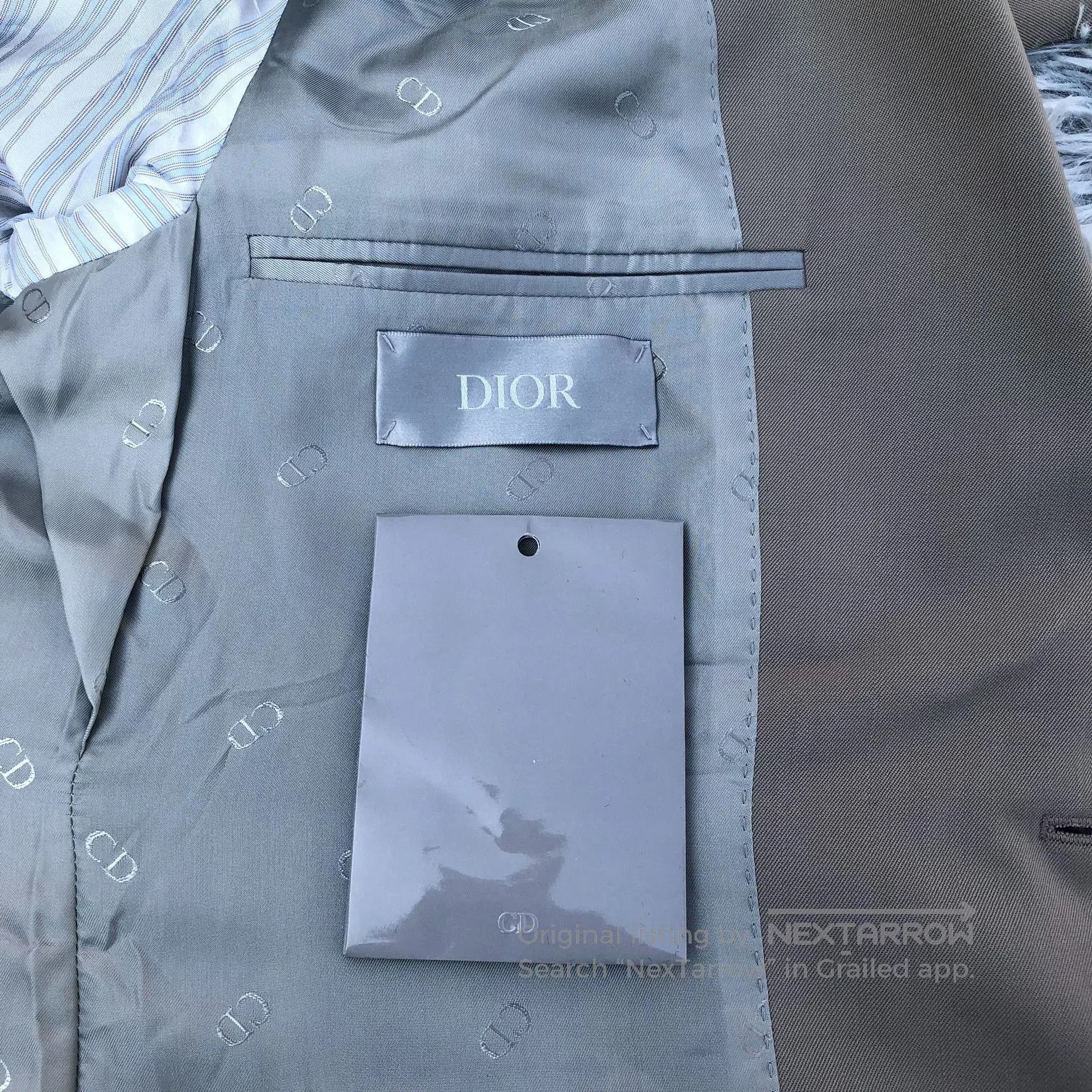 Dior Dior Cuff Logo Khaki Blazer. Size US M / EU 48-50 / 2 - 5 Thumbnail