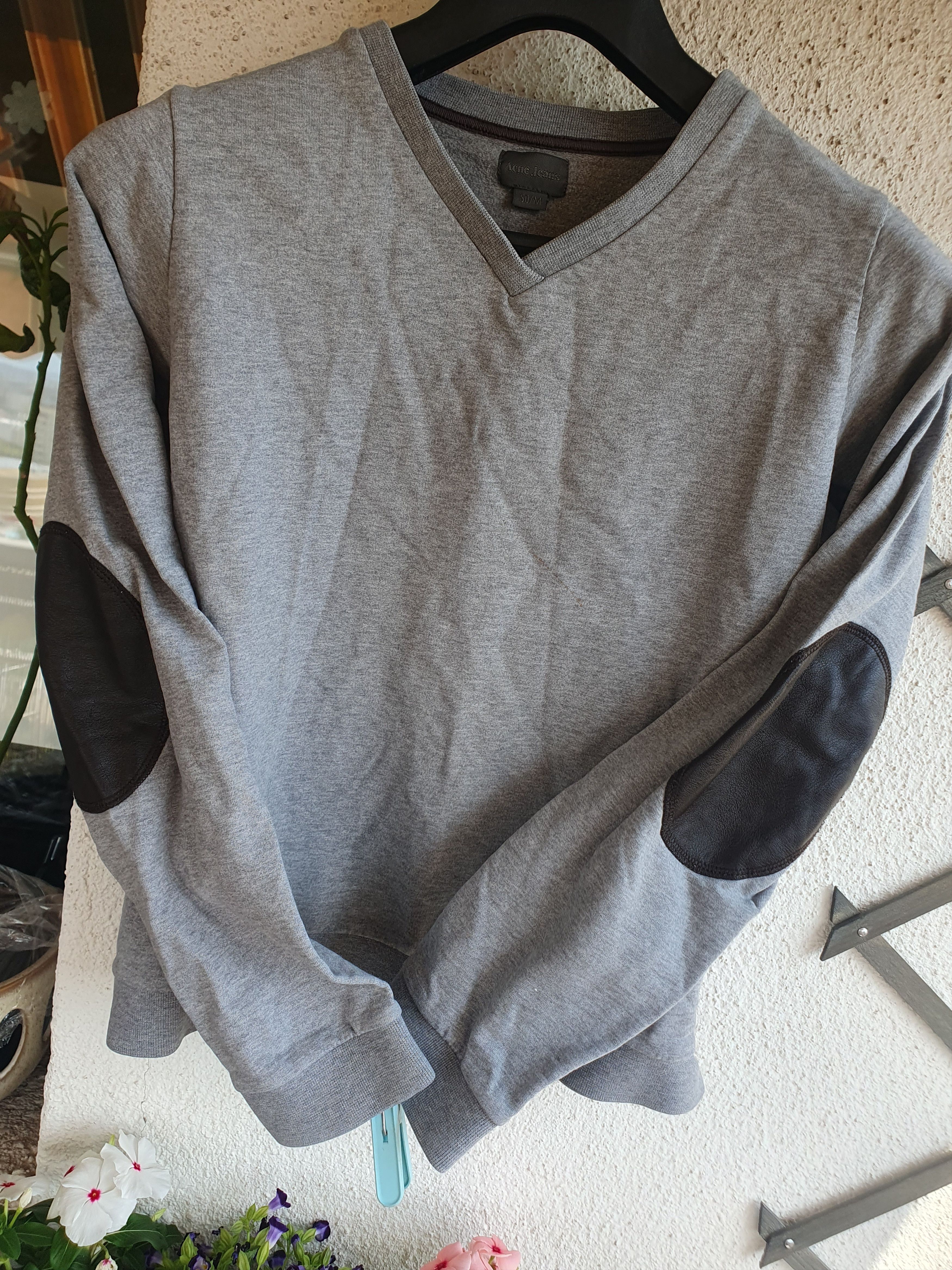 Acne Studios Acne Jeans Elbow Leather Patch Sweatshirt sz S? Size US S / EU 44-46 / 1 - 6 Thumbnail