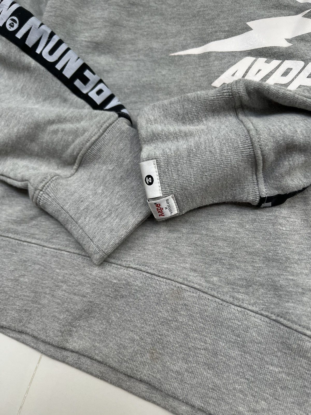 Aape × Vintage AAPE NOW BY BATHING APE RETRO Y2K CREWNECK BIG LOGO LAMPAS Size US XL / EU 56 / 4 - 7 Thumbnail