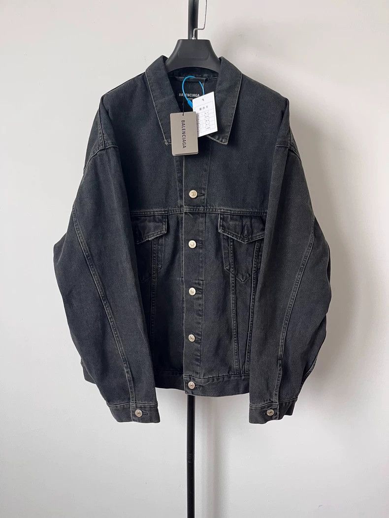 Balenciaga Balenciaga Solid color graffiti single-breasted lapel long Size US S / EU 44-46 / 1 - 2 Thumbnail
