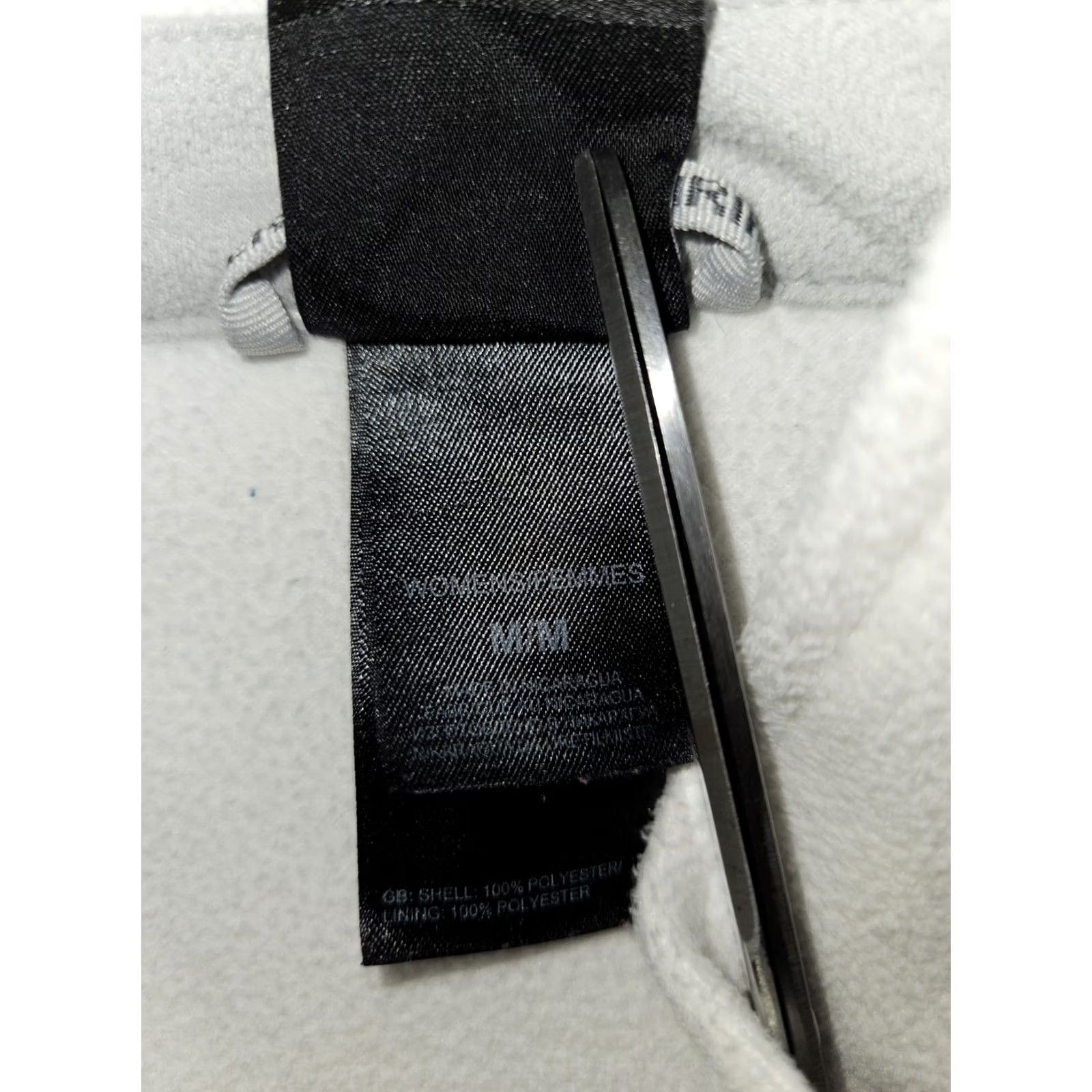 The North Face The North Face Women's Medium White Full Zip Fleece Jacket with Pockets Regular Fit Zip Pocket Zipped Pockets Solid Size M / US 6-8 / IT 42-44 - 3 Thumbnail