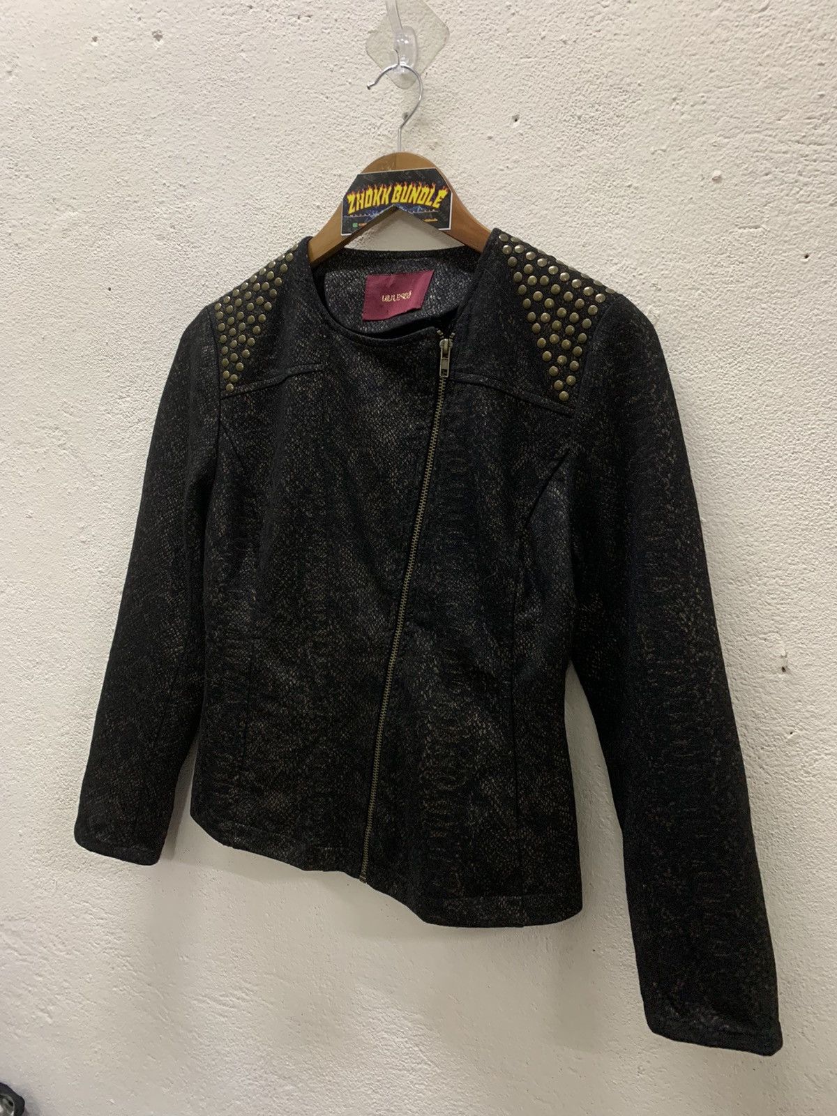 Japanese Brand Velvet Jacket Nice Design Size M / US 6-8 / IT 42-44 - 2 Thumbnail
