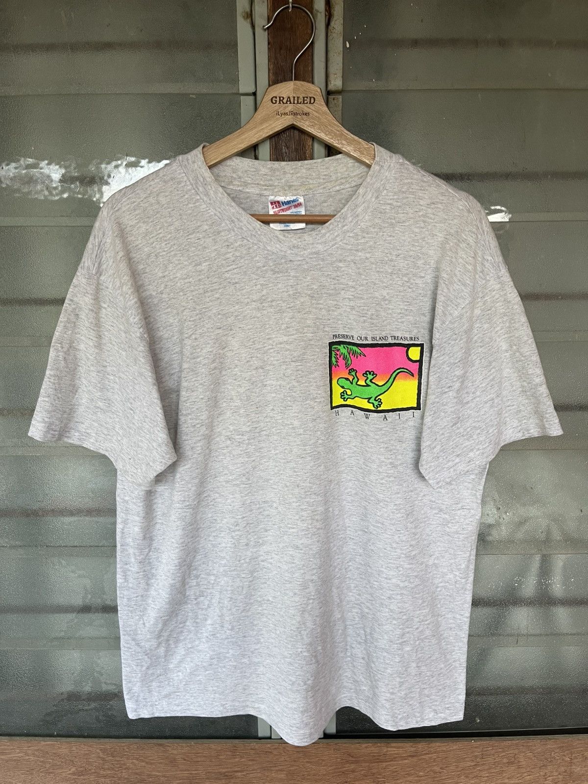 Vintage Vintage 80's Hanes Beefy-T Gecko Hawaii Shirt Tee Size US L / EU 52-54 / 3 - 2 Thumbnail