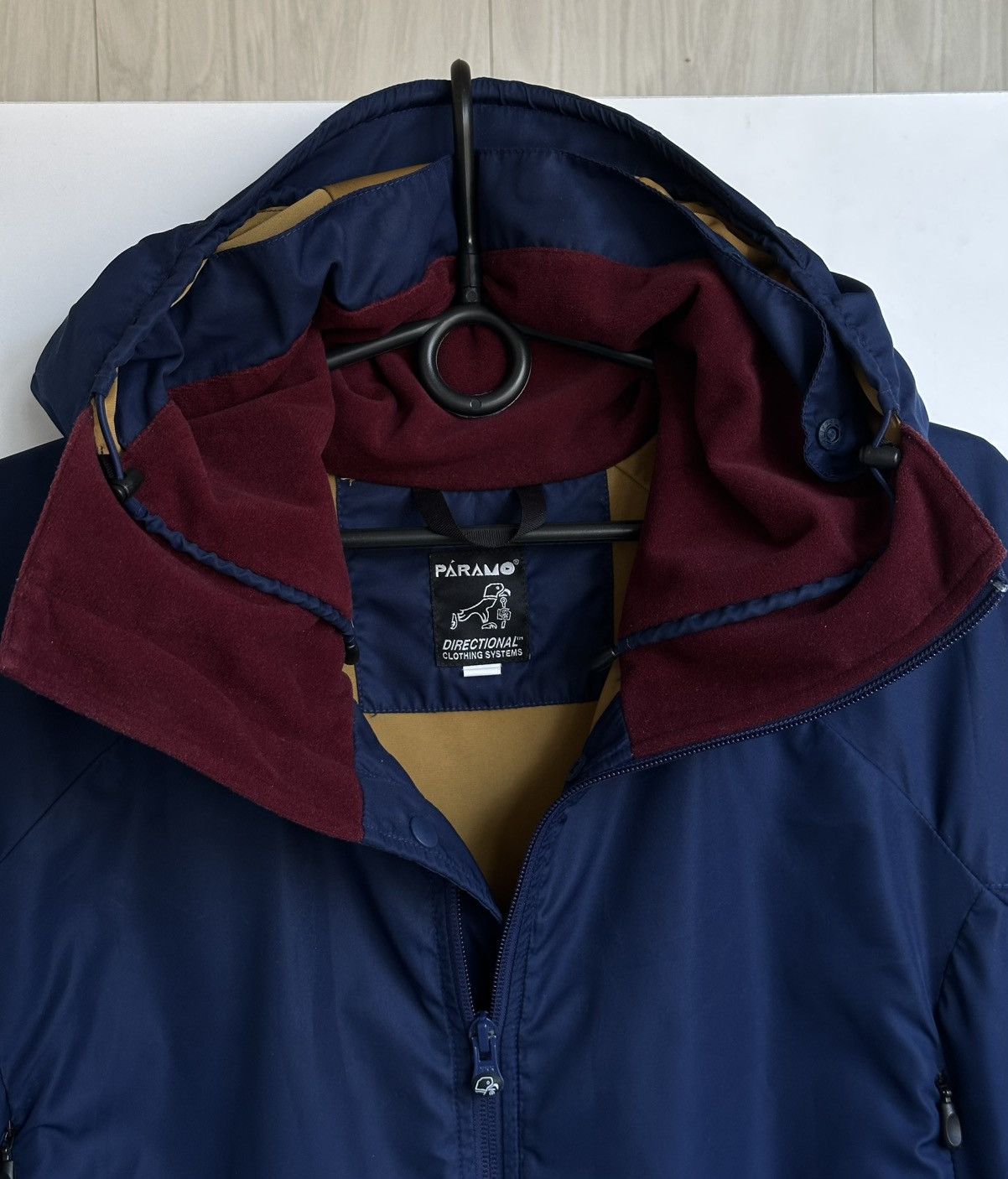 Other Paramo PAJARO Jacket Womens Analogy Nikwax Waterproof Coat Size M / US 6-8 / IT 42-44 - 9 Thumbnail